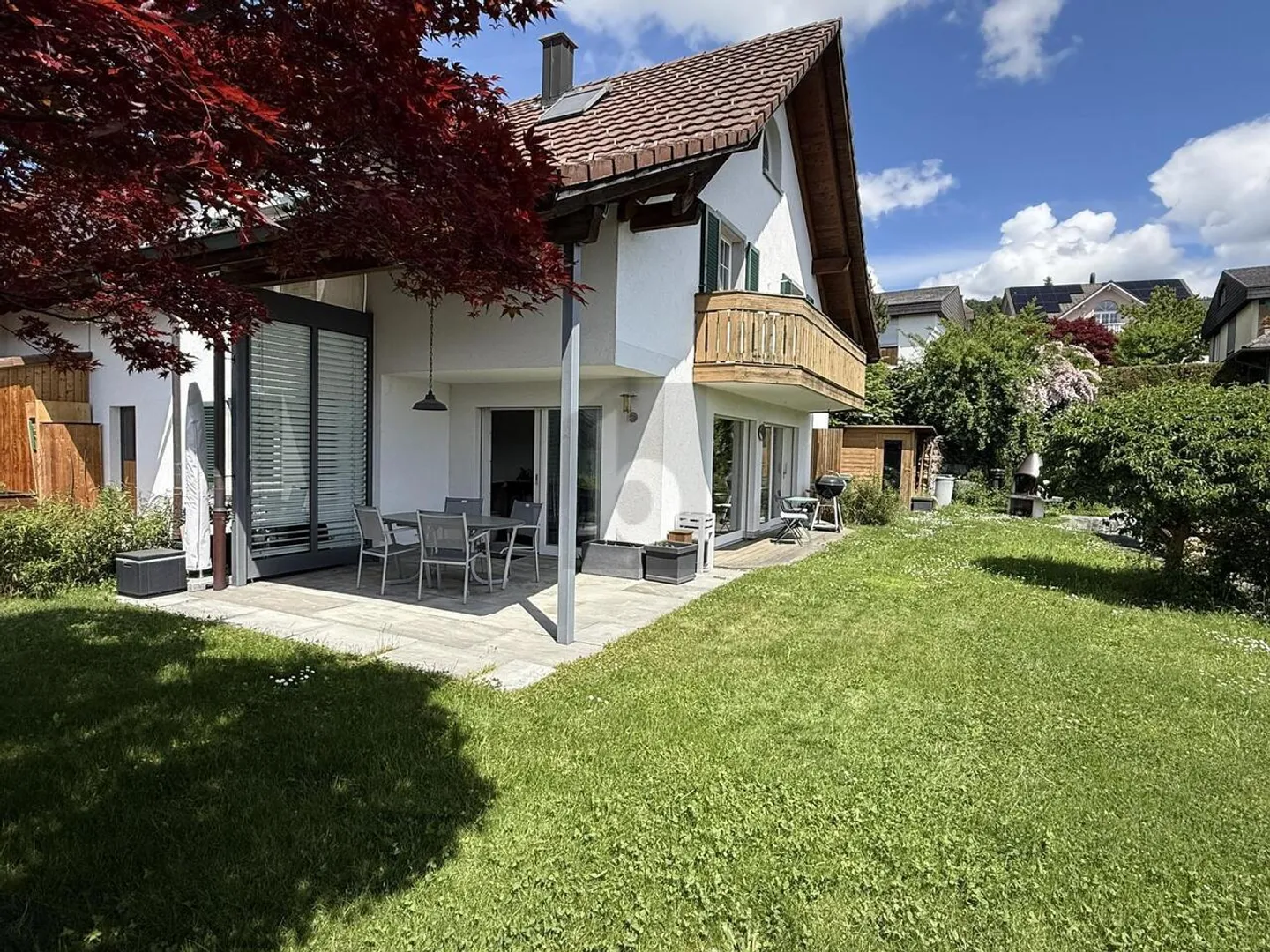 Calme et ensoleillé avec jardin et vue panoramique - Photo 1 sur 6