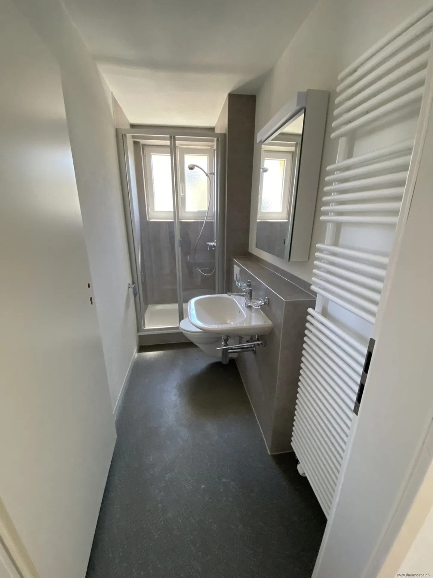 Modern Ground Floor Apartment - Photo 6 of 9
