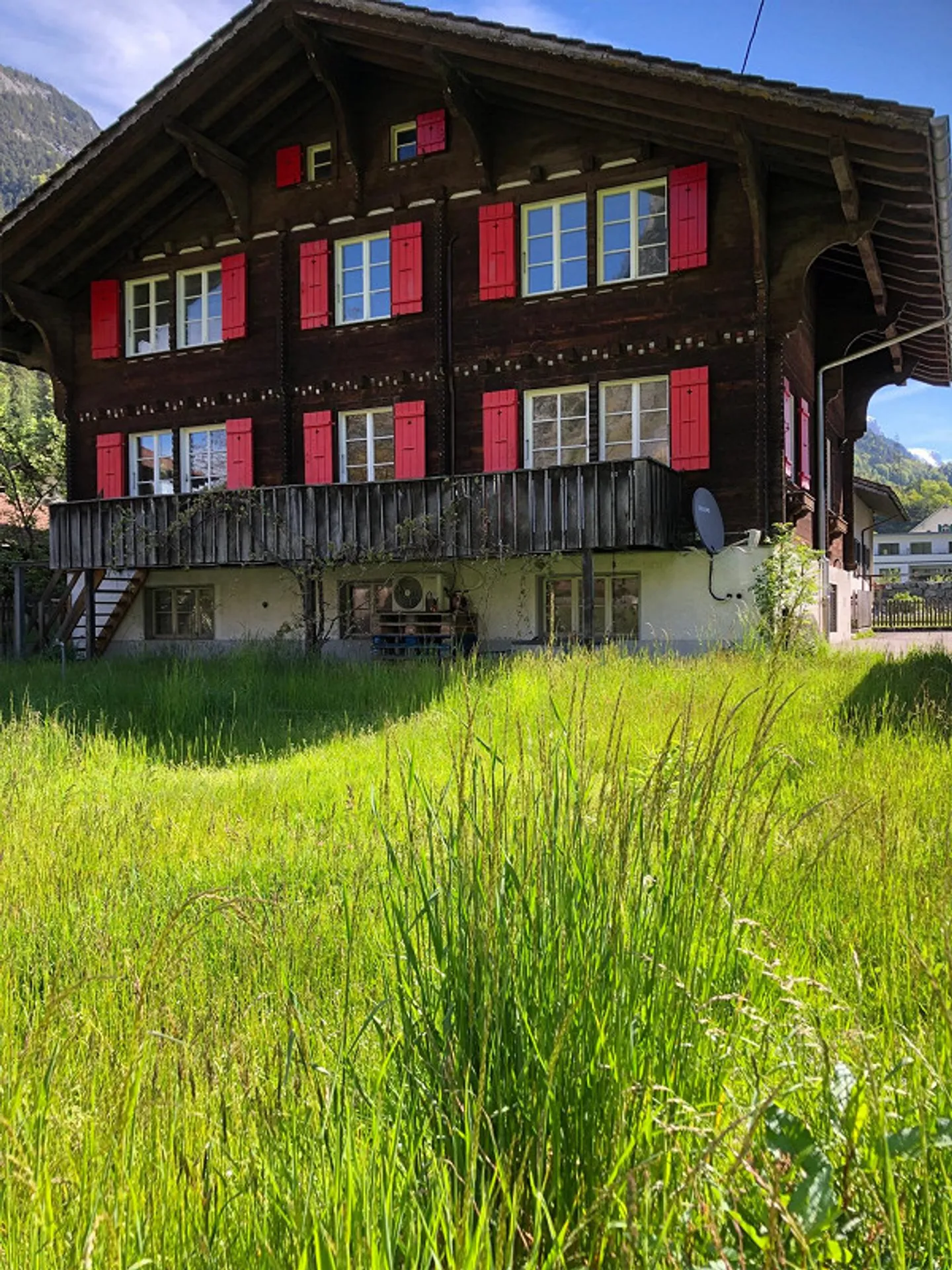 House with 2 apartments - Photo 3 of 13