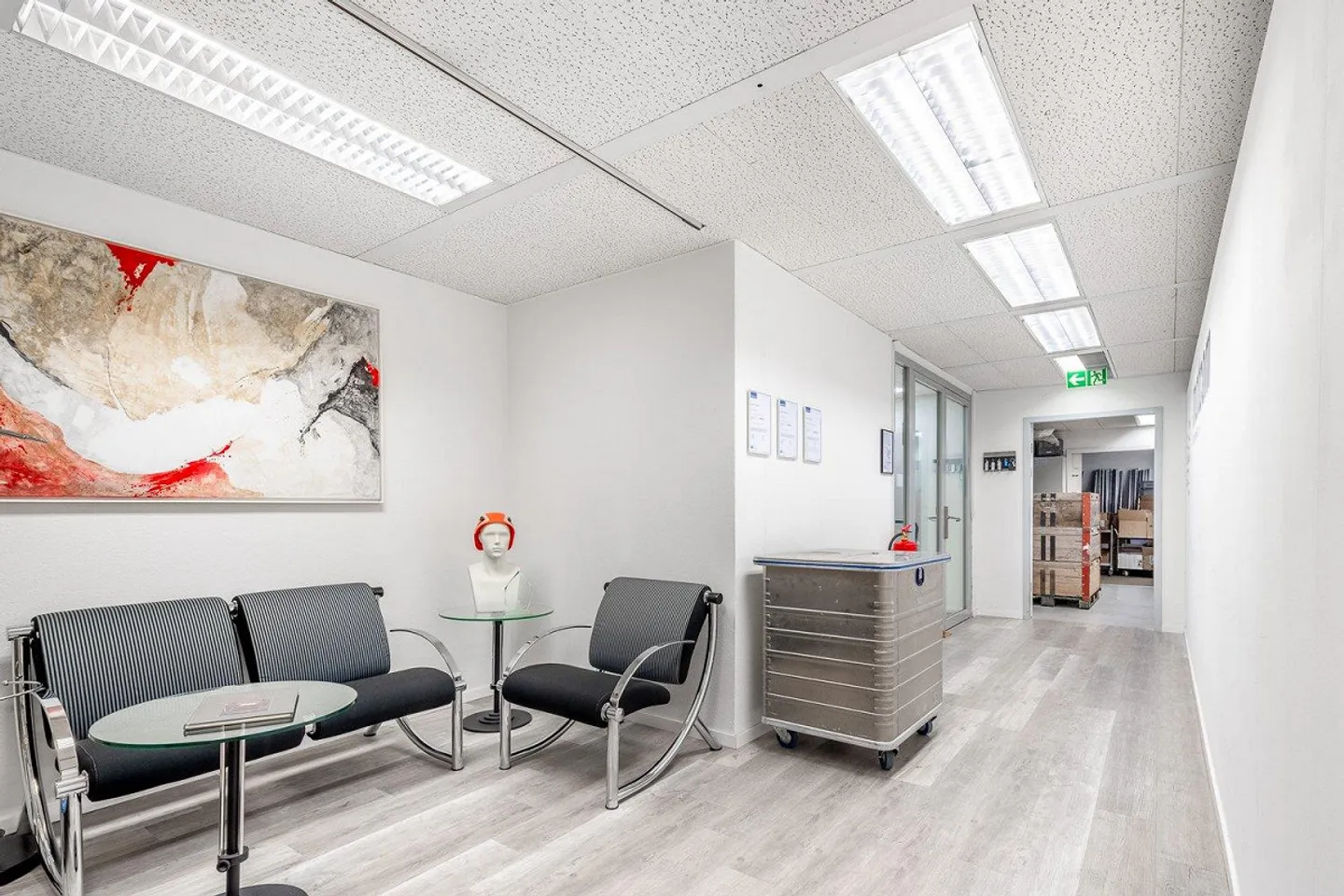 Espace de stockage bien situé à Zurich-Altstetten ! Limité jusqu'au 31.12.... - Photo 10 sur 13