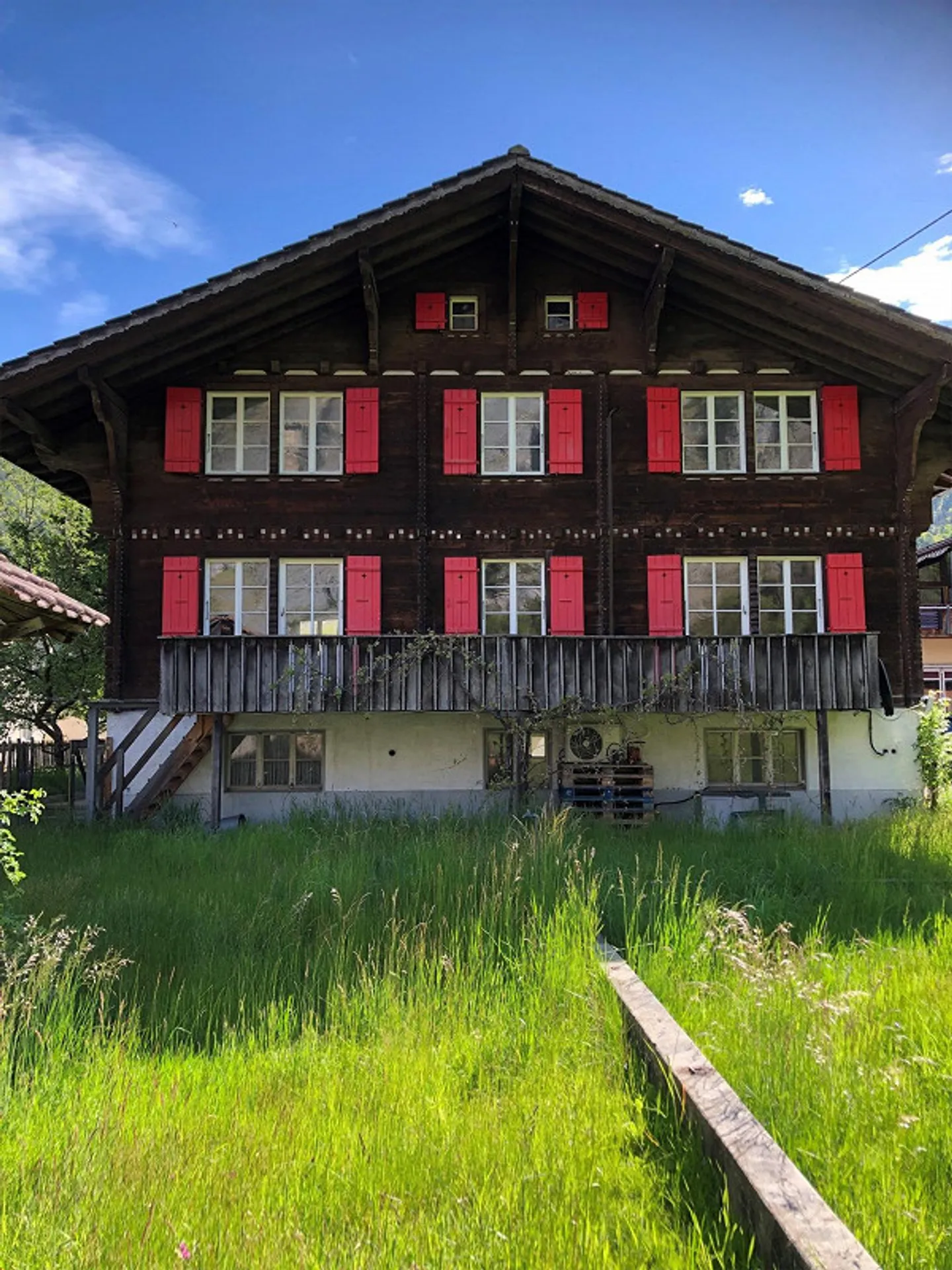 House with 2 apartments - Photo 6 of 13