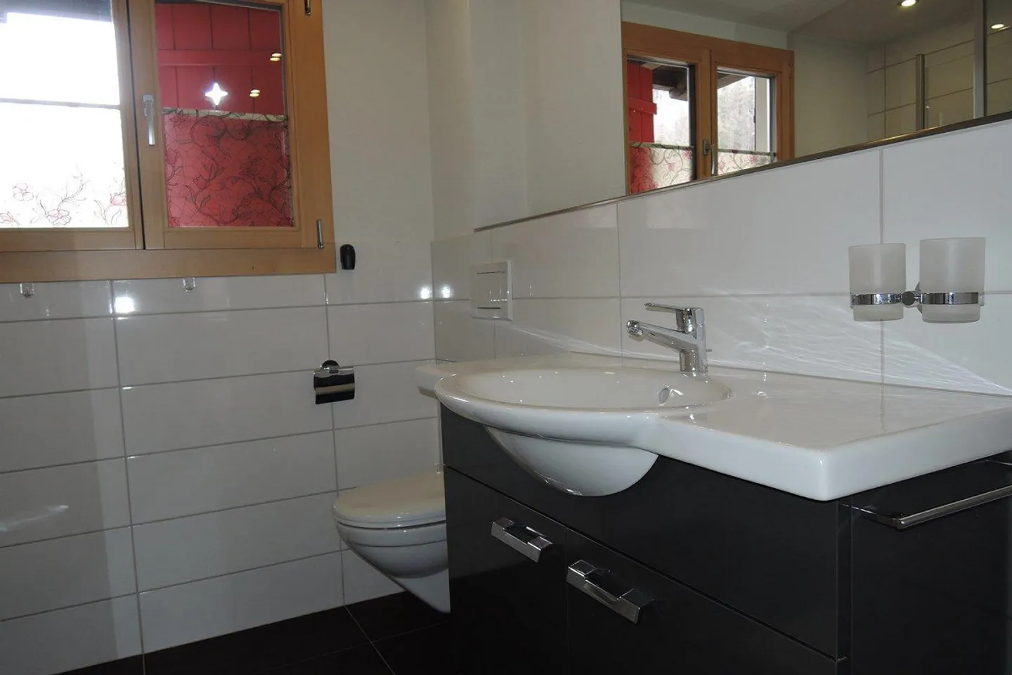 House with 2 apartments - Photo 10 of 13