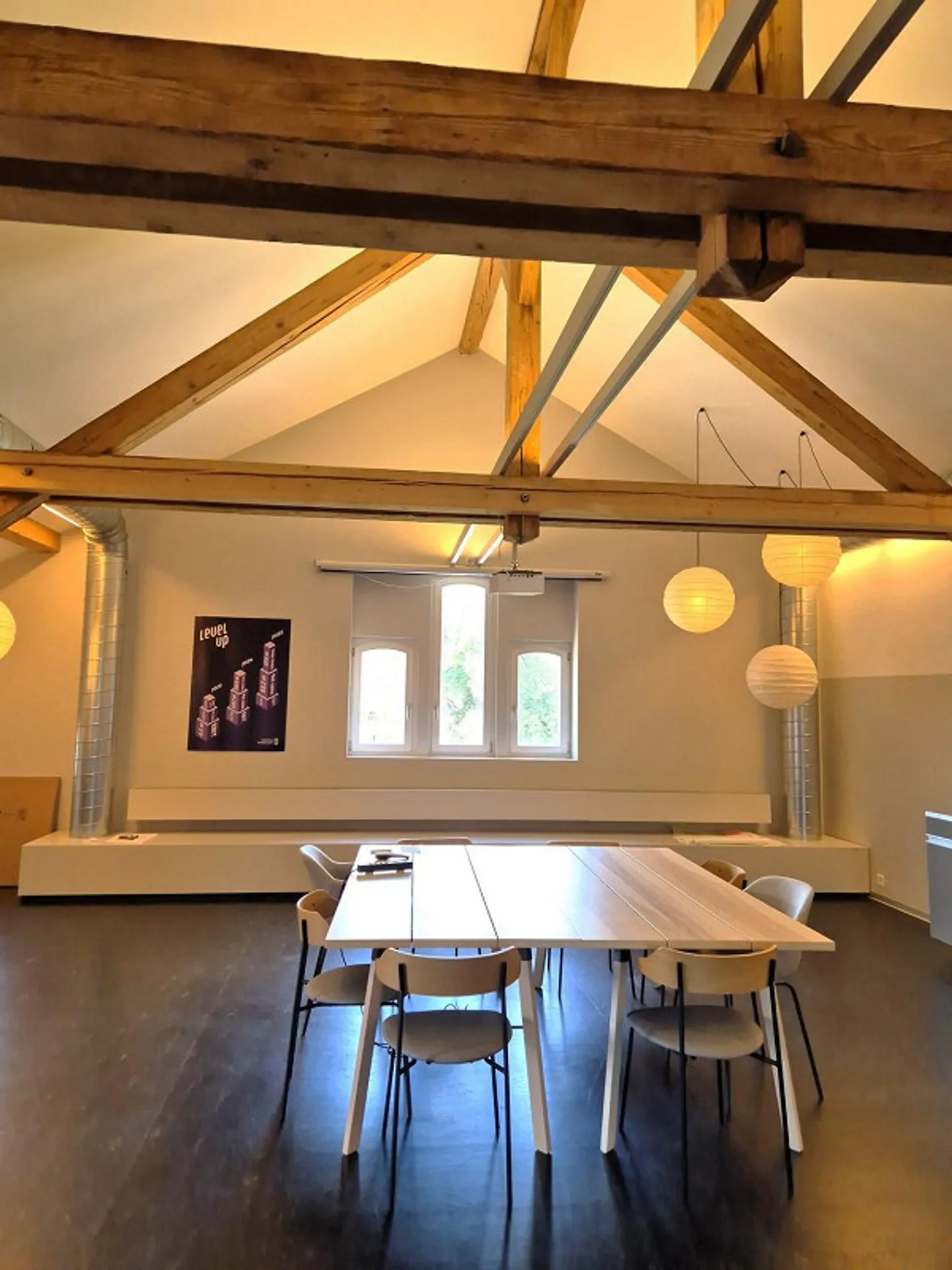 87 m² di superficie per pratica, yoga, ufficio o coaching con il proprio tetto... - Foto 3 di 4