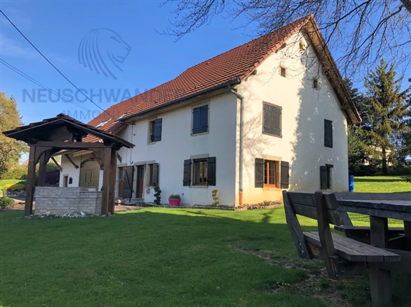 Base price CHF 200,000 Saturday, October 25 from 1:30 PM - Photo 3 of 13