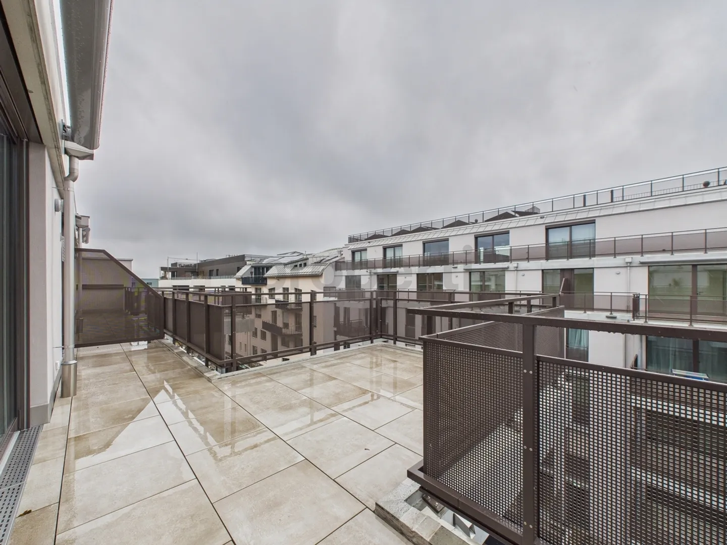 Appartement moderne 3.5 pièces avec balcon, Bâle - Photo 11 sur 13