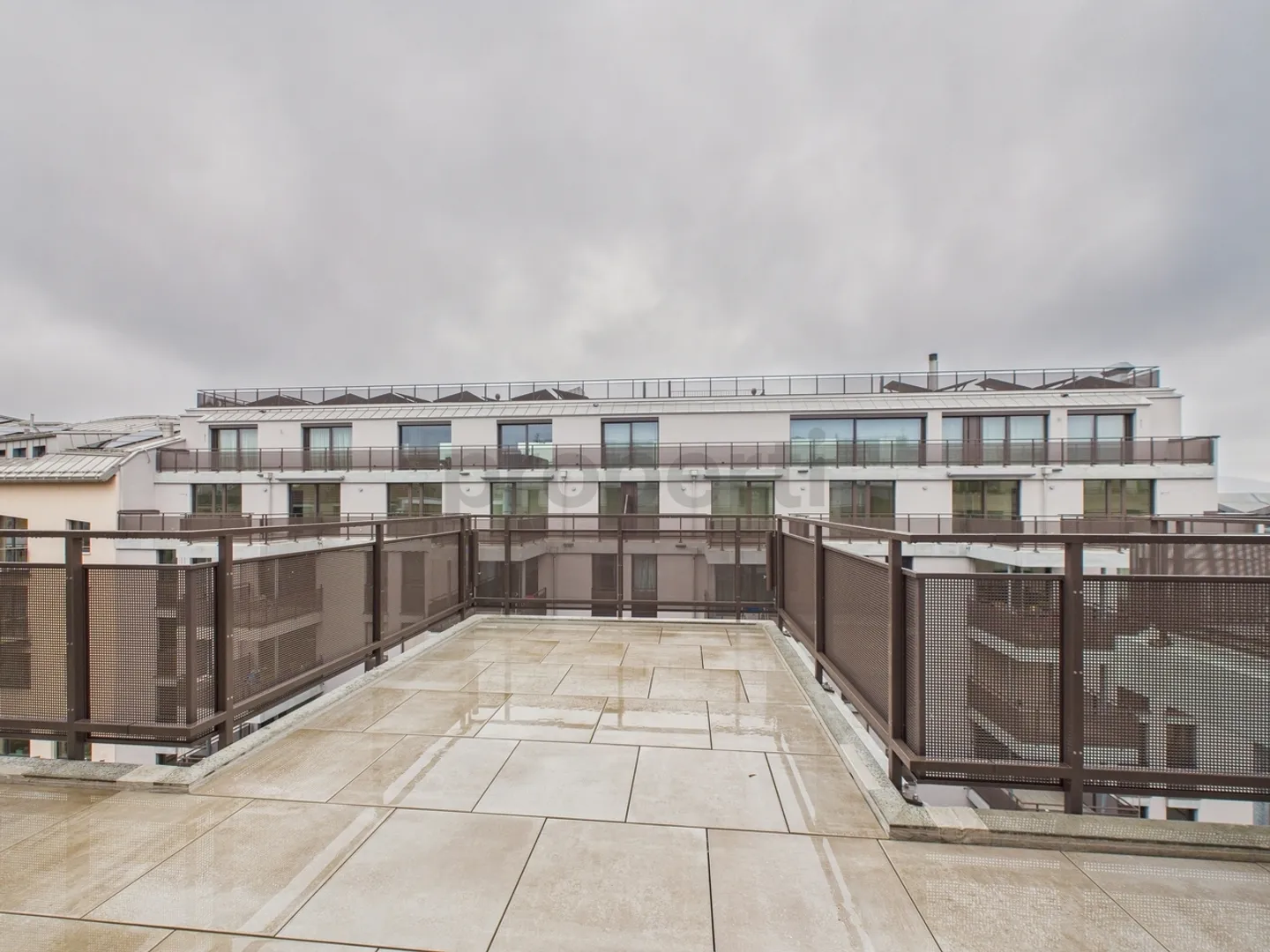 Appartement moderne 3.5 pièces avec balcon, Bâle - Photo 12 sur 13