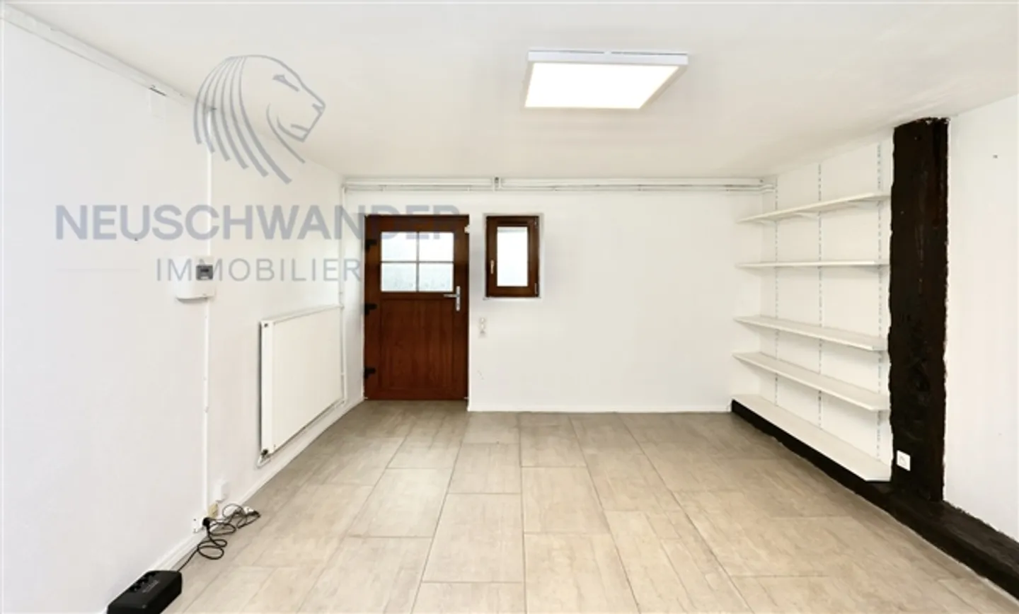Base price CHF 200,000 Saturday, October 25 from 1:30 PM - Photo 10 of 13