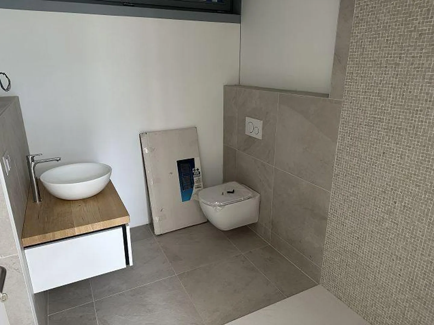 Villa di 6 1/2 locali molto soleggiata, tranquilla e bella vista - Foto 12 di 28