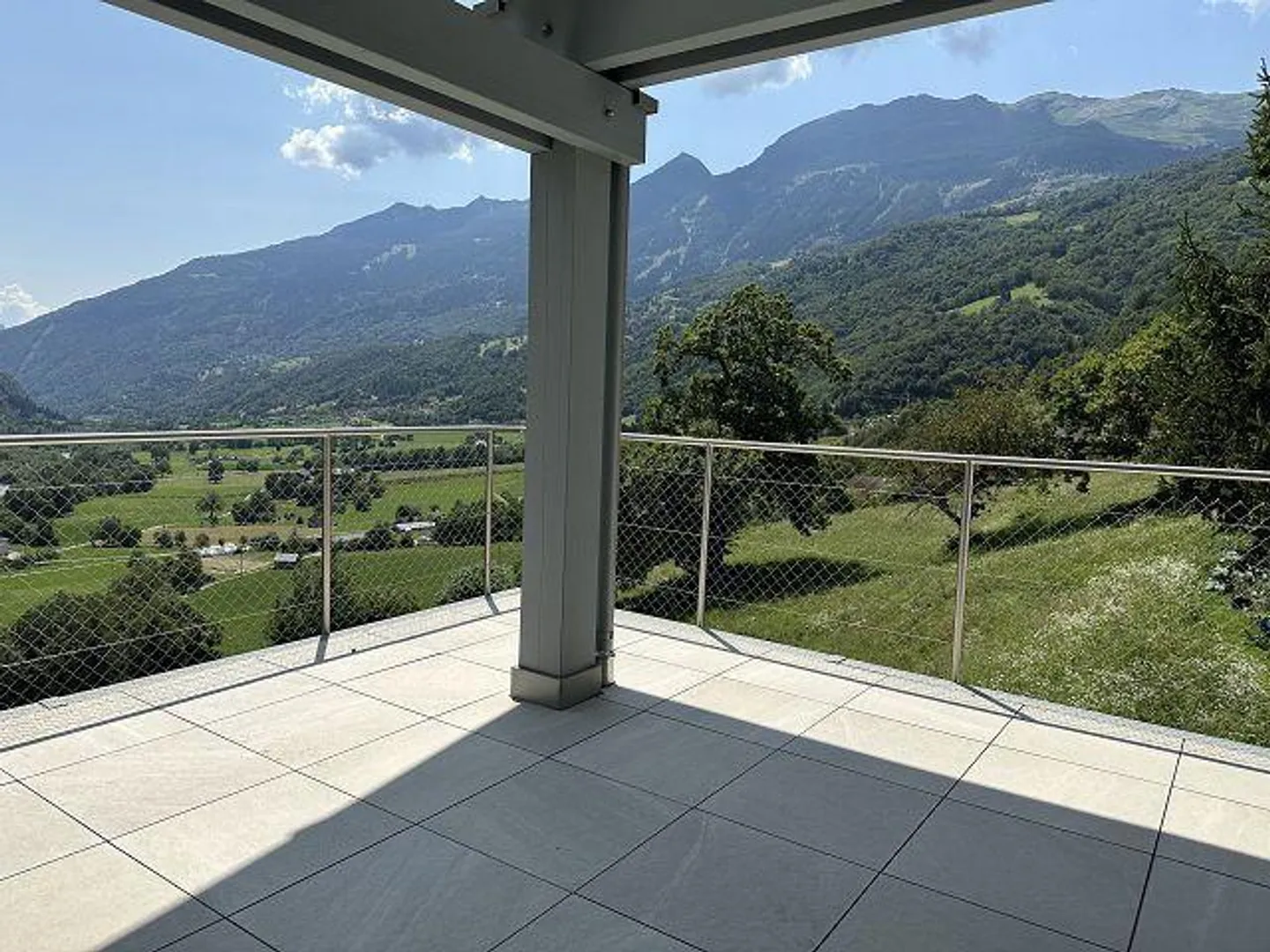 Villa di 6 1/2 locali molto soleggiata, tranquilla e bella vista - Foto 16 di 28