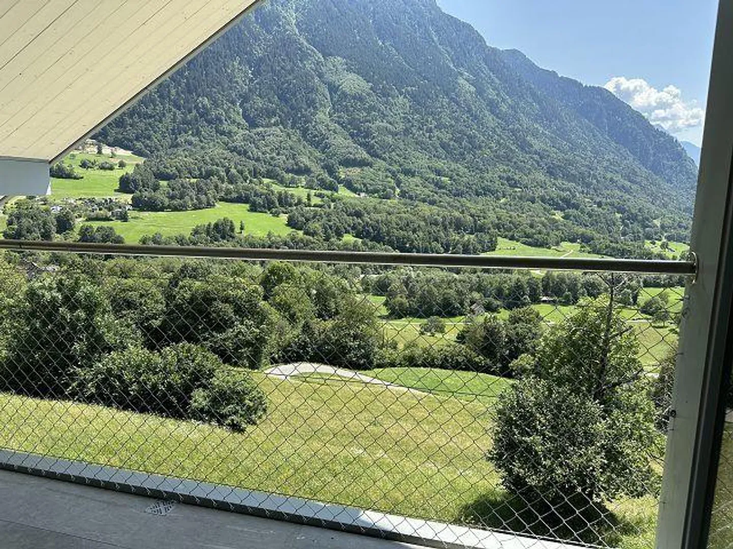 Villa di 6 1/2 locali molto soleggiata, tranquilla e bella vista - Foto 21 di 28