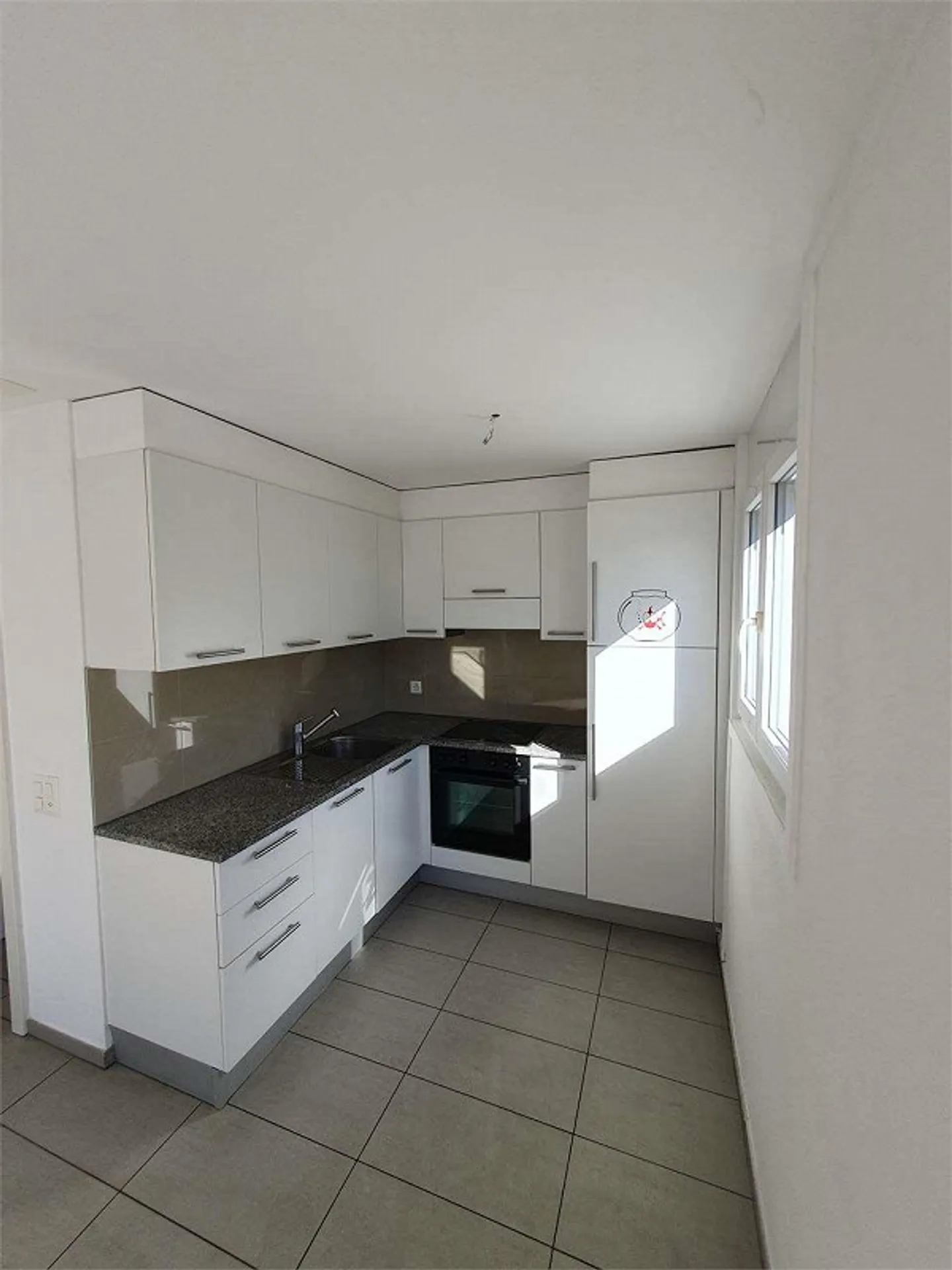 Appartamento accogliente e confortevole in una zona ben collegata - Foto 5 di 8