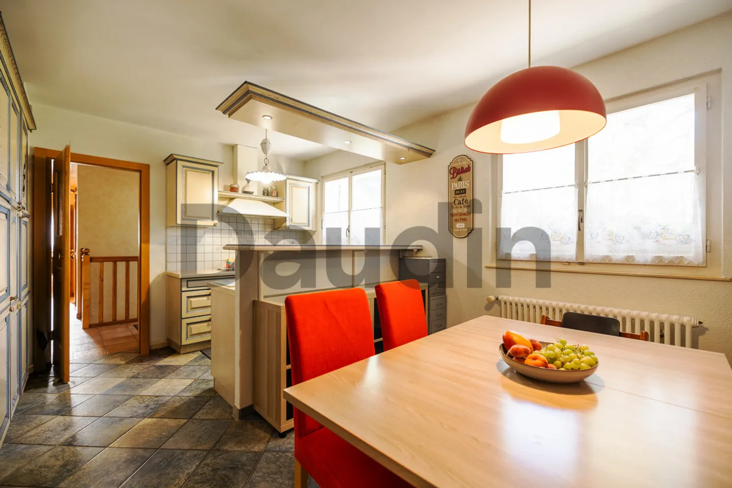 Semi-detached house with 5.5 rooms in a green setting - Photo 4 of 10