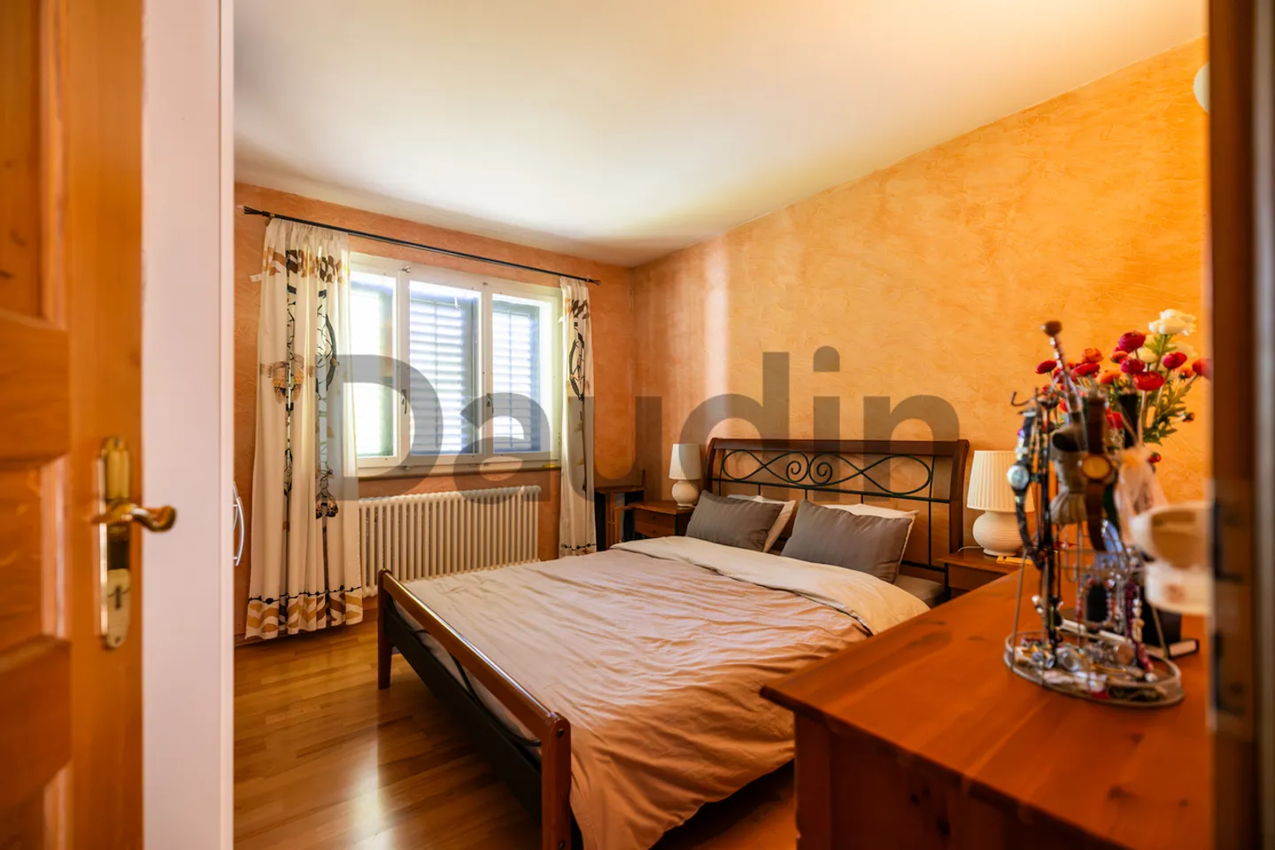 Semi-detached house with 5.5 rooms in a green setting - Photo 5 of 10