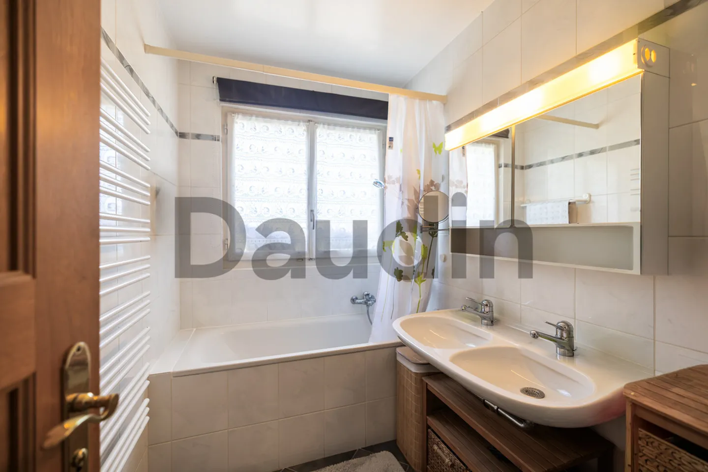 Semi-detached house with 5.5 rooms in a green setting - Photo 7 of 10