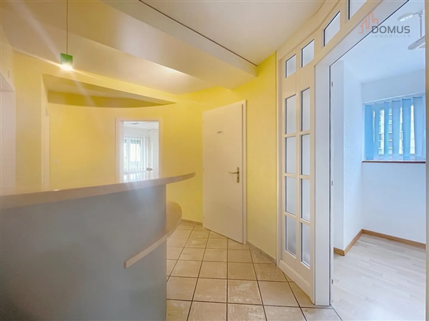 For rent? Versatile offices of 76 m² opposite the Delémont train station - Photo 2 of 19