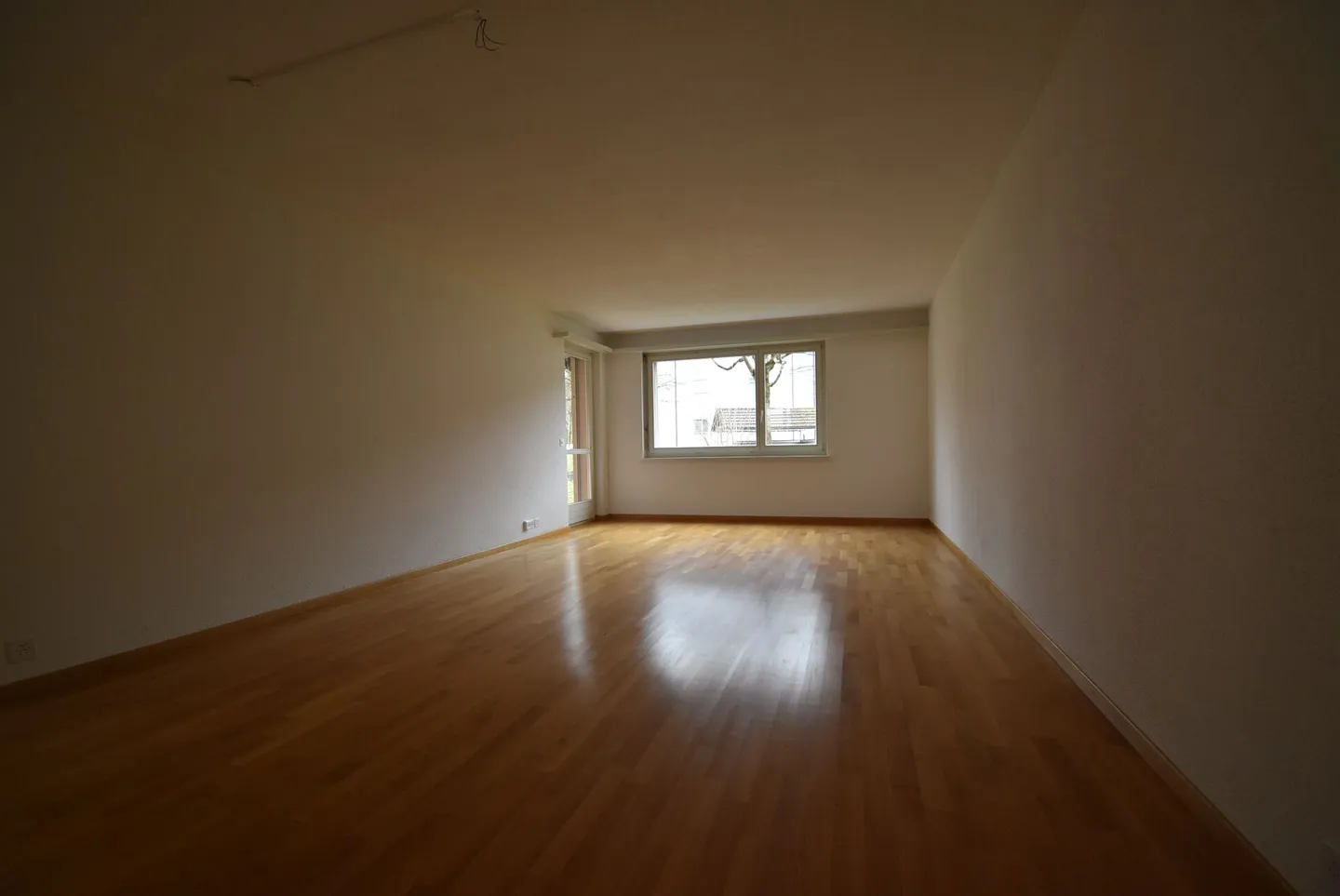 Vivere in un quartiere tranquillo e centrale - Foto 3 di 9