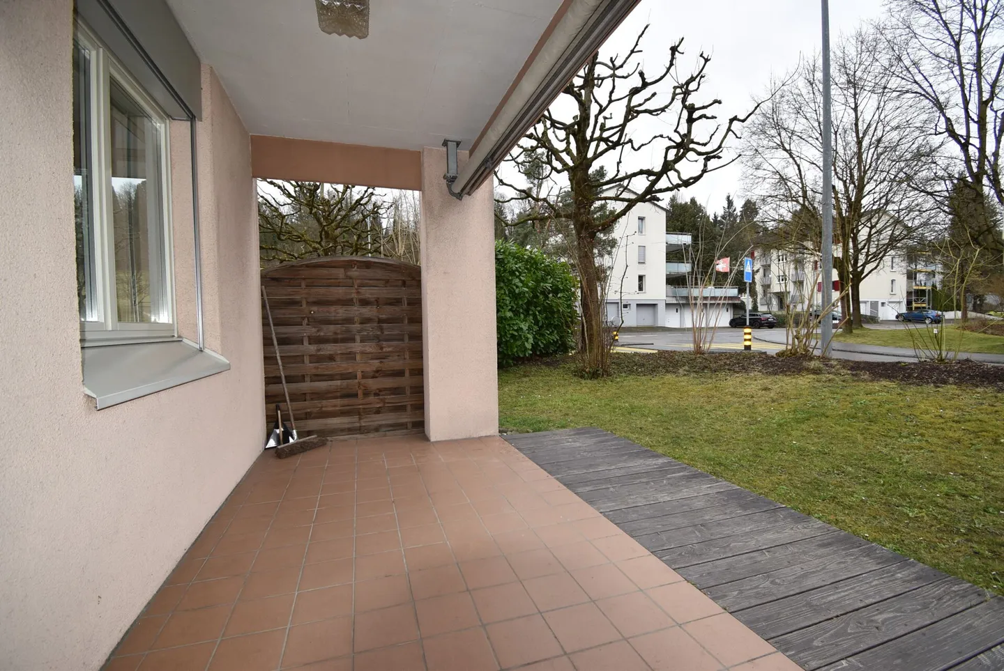 Vivere in un quartiere tranquillo e centrale - Foto 7 di 9