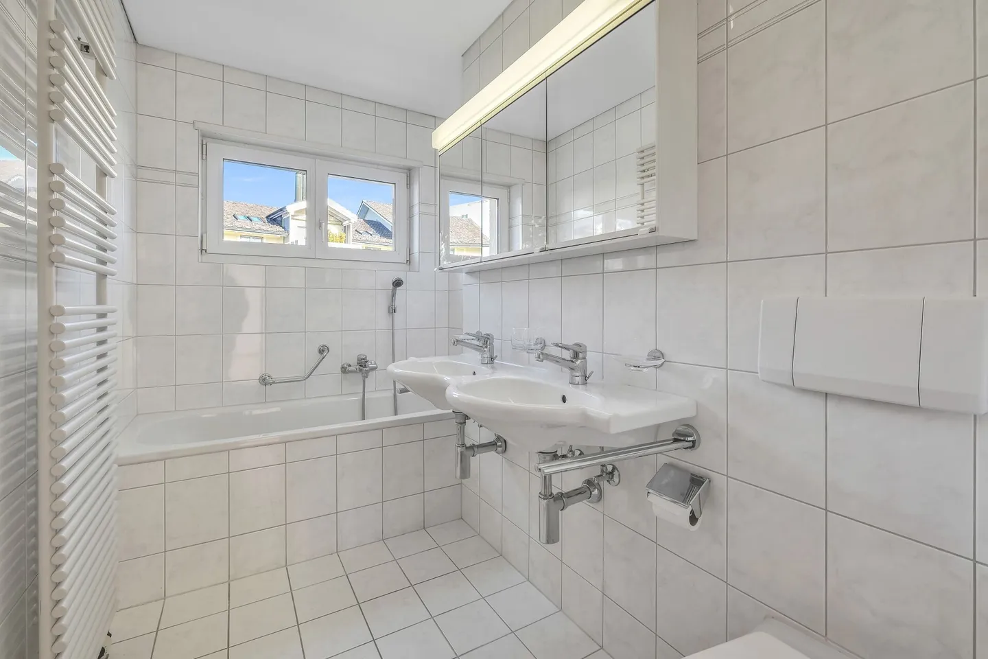 Exklusive Wohnlage für höchste Ansprüche 83m2 3 1/2 Zimmerwohnung - Foto 4 von 14