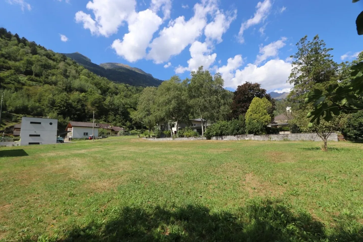 Sunny Building Plot in Bleniotal - Photo 3 of 11