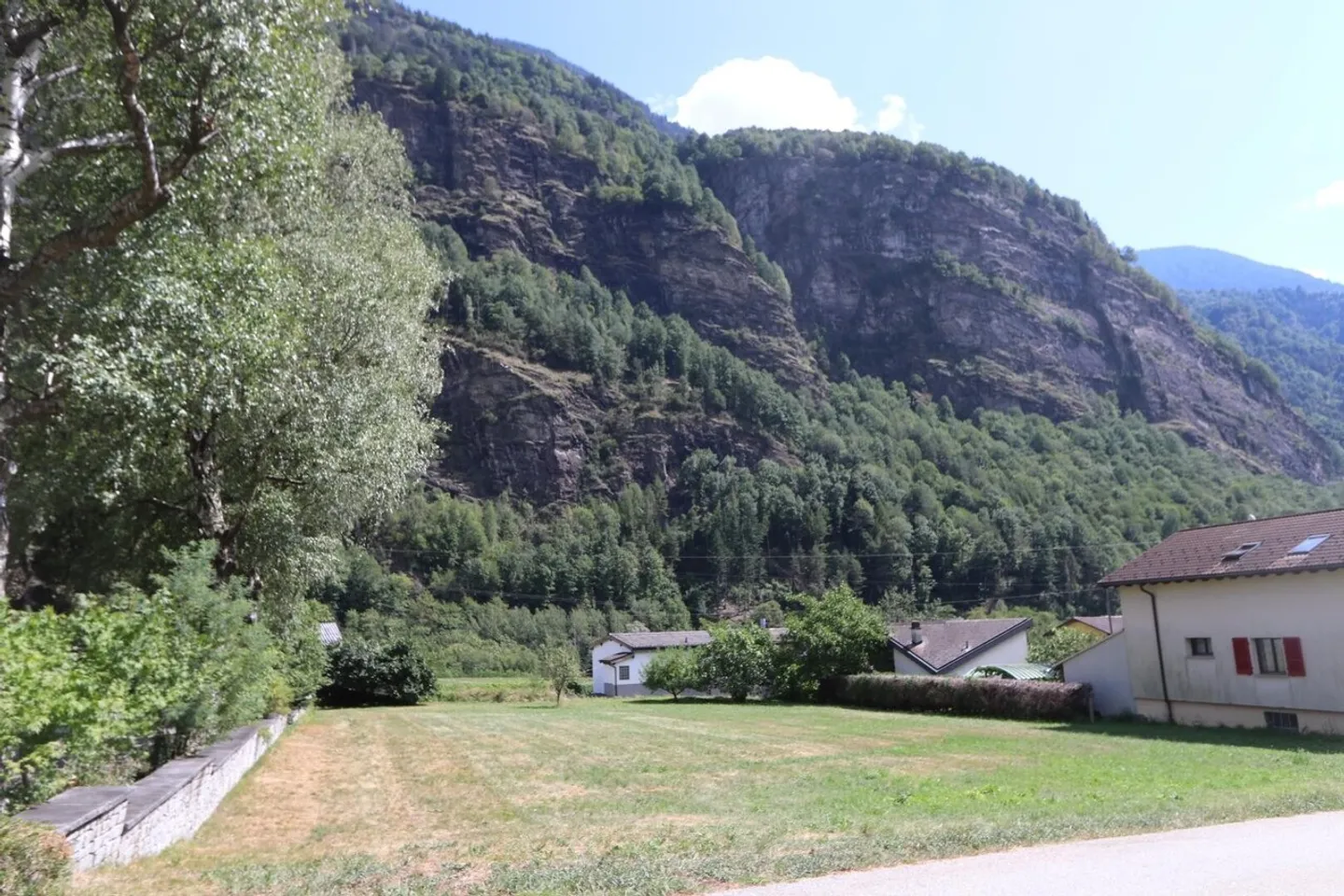 Sunny Building Plot in Bleniotal - Photo 5 of 11