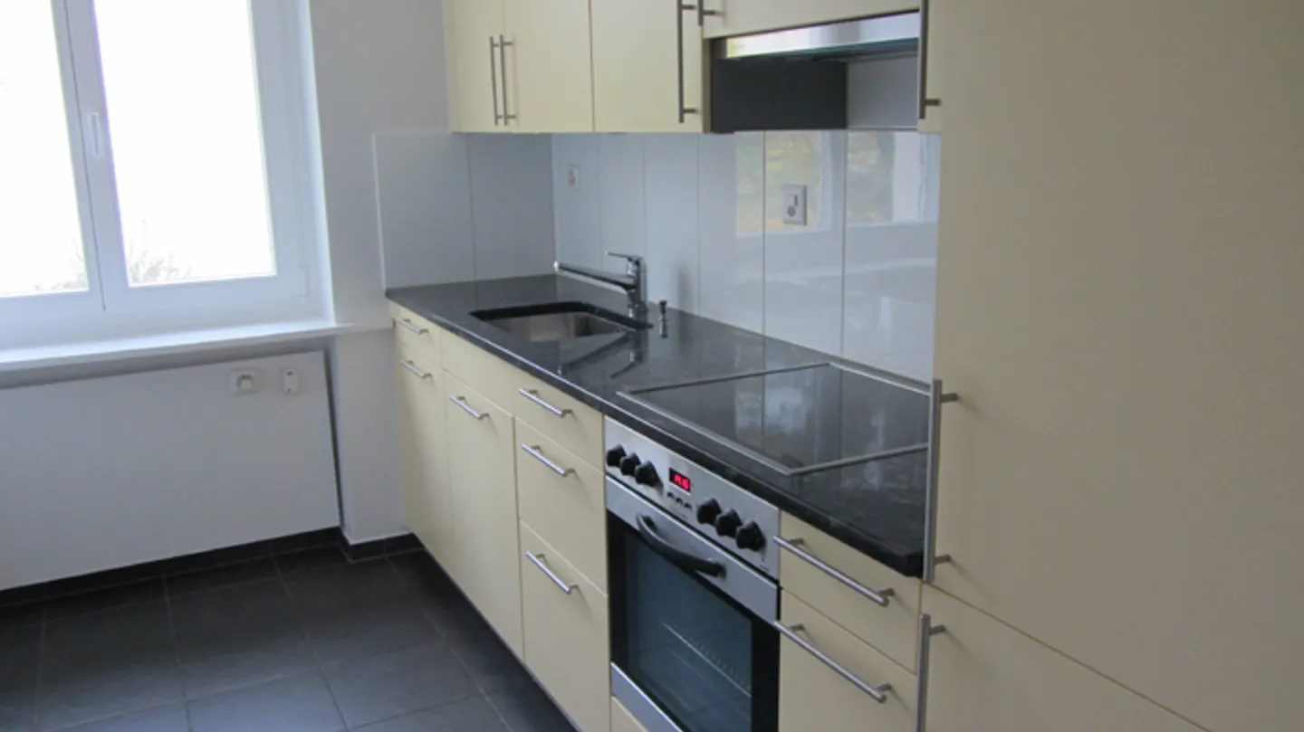 Bella casa in una posizione tranquilla! - Foto 4 di 10