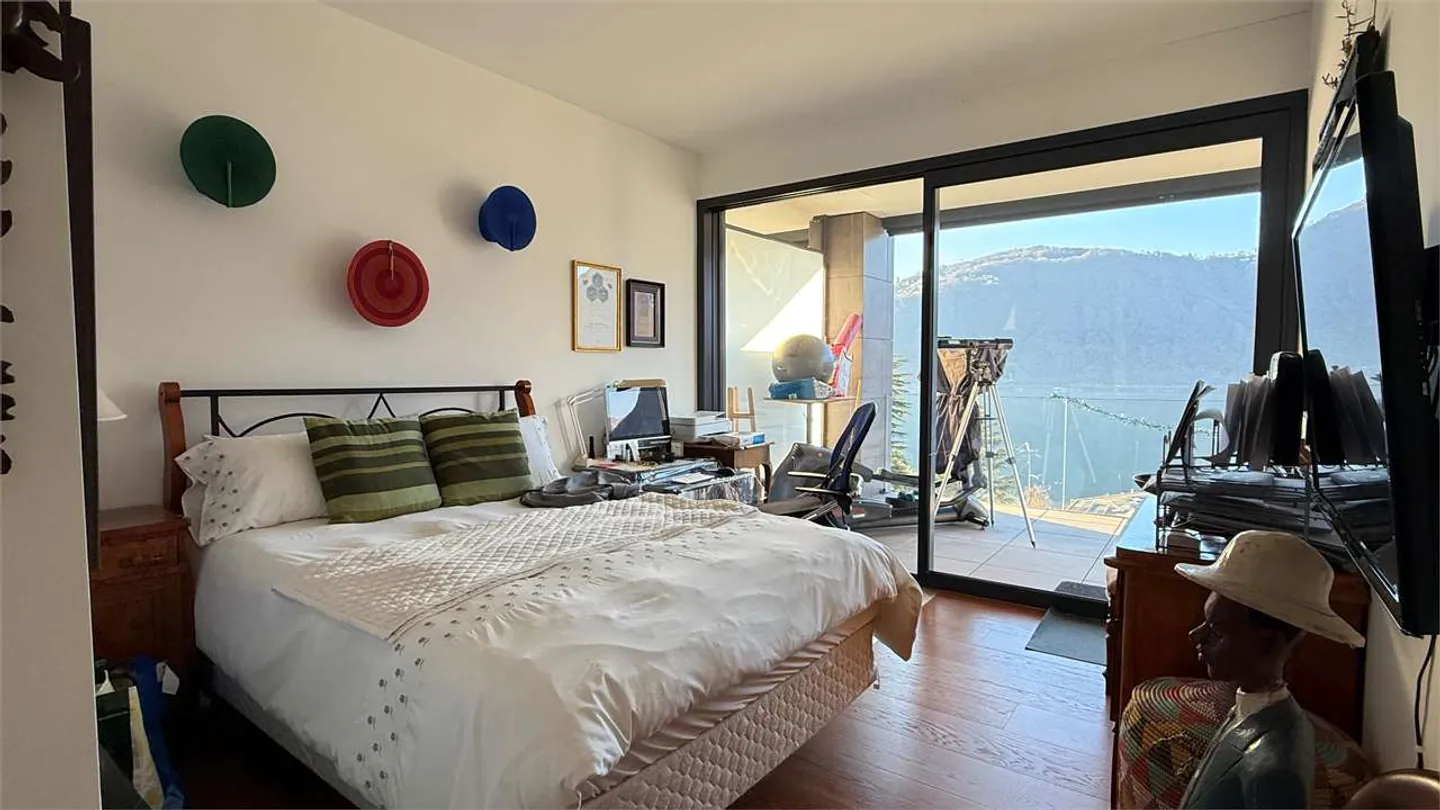 Appartement exclusif de 3,5 pièces avec grande terrasse et vue sur le lac - Photo 9 sur 16