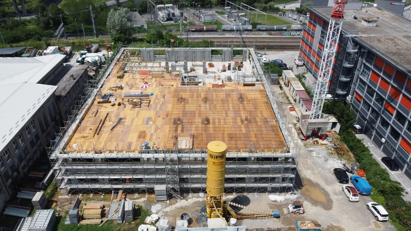 À louer diverses surfaces dans un bâtiment industriel - Photo 4 sur 5