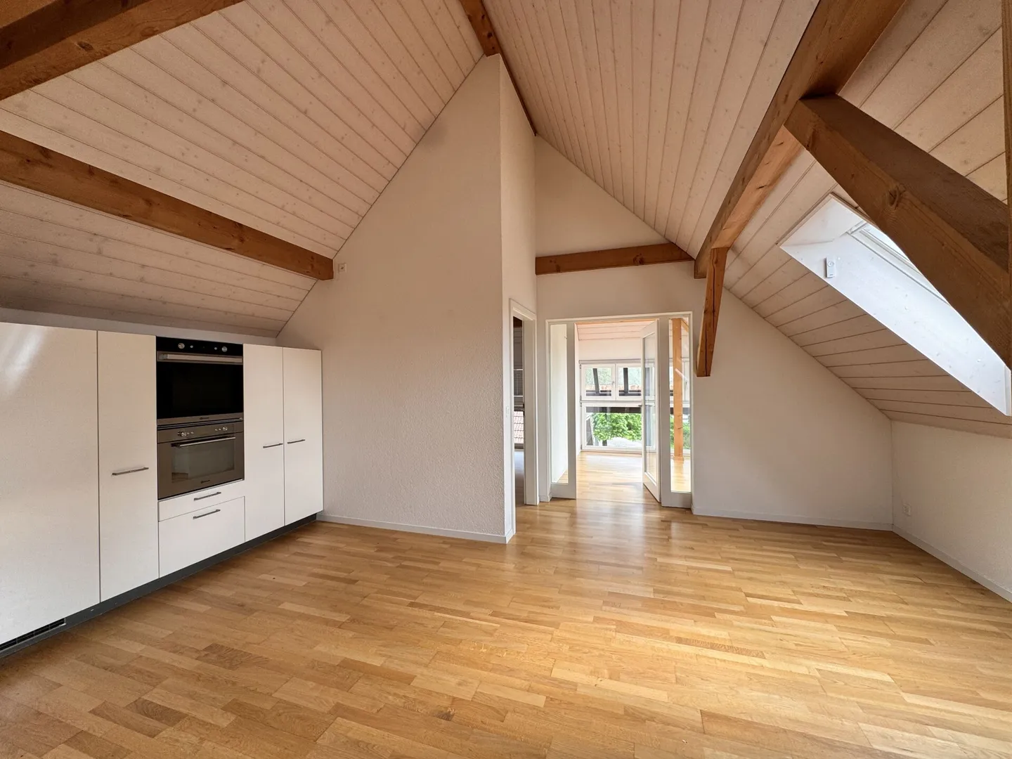 Vivere comodamente sotto il tetto - Foto 2 di 7