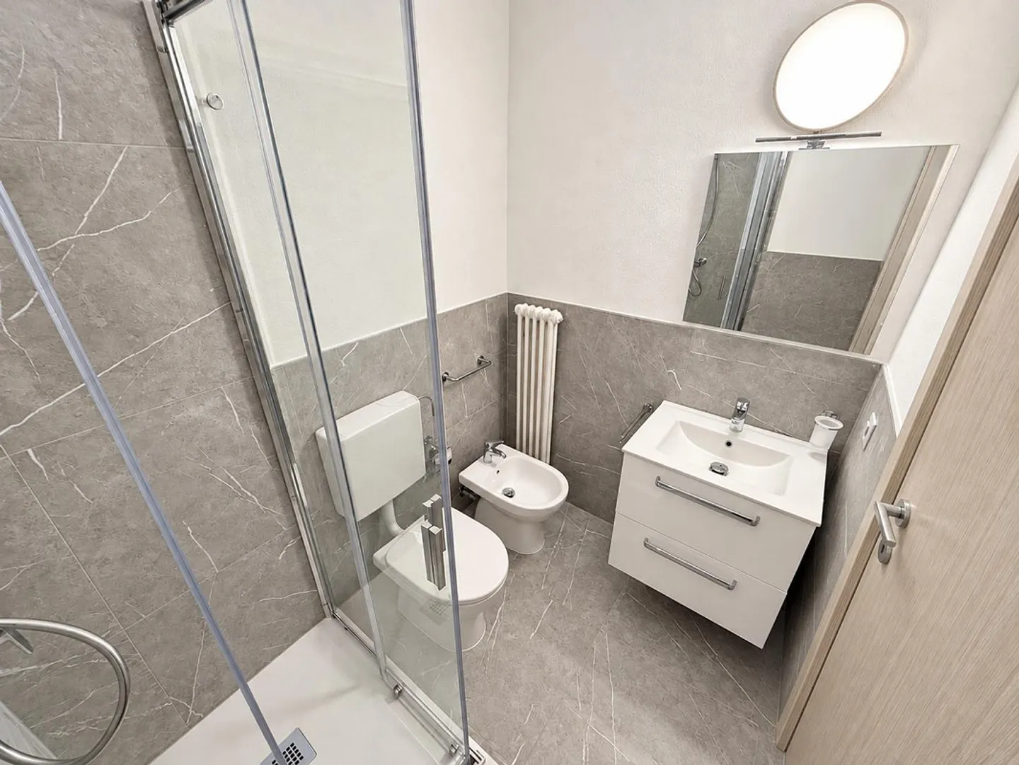 1,5 Zimmer komplett renoviert in Lugano - ZENTRALE GEGEN - Foto 5 von 6