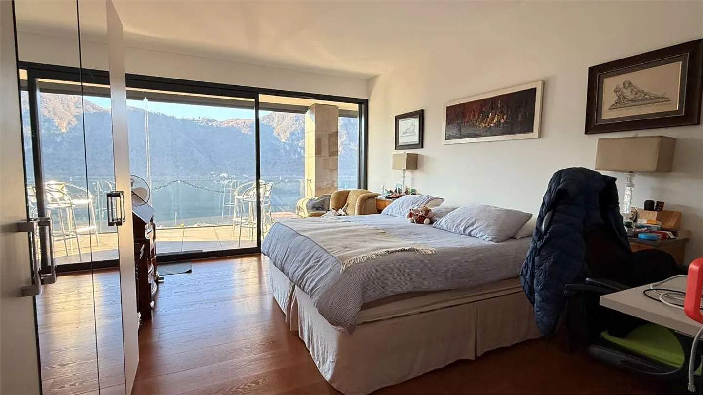 Appartement exclusif de 3,5 pièces avec grande terrasse et vue sur le lac - Photo 11 sur 16