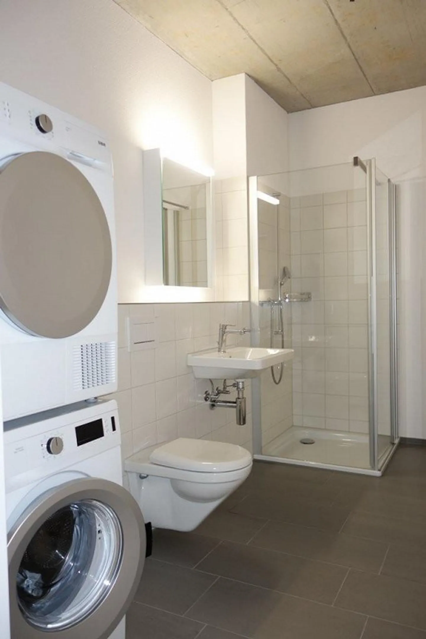 Attikawohnung mit riesiger Dachterrasse - Foto 5 von 5