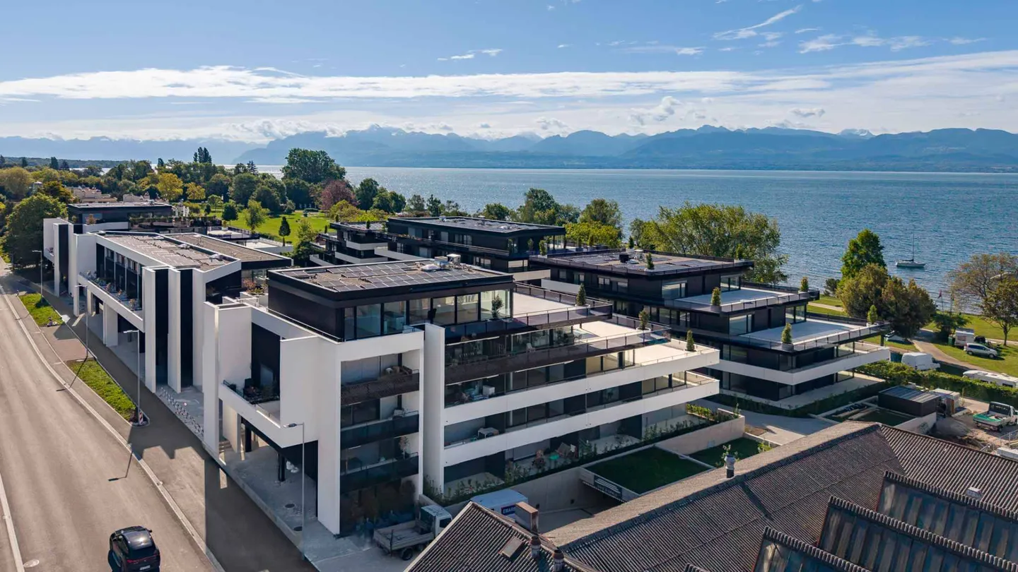 New penthouse with rooftop terrace - Photo 11 of 13
