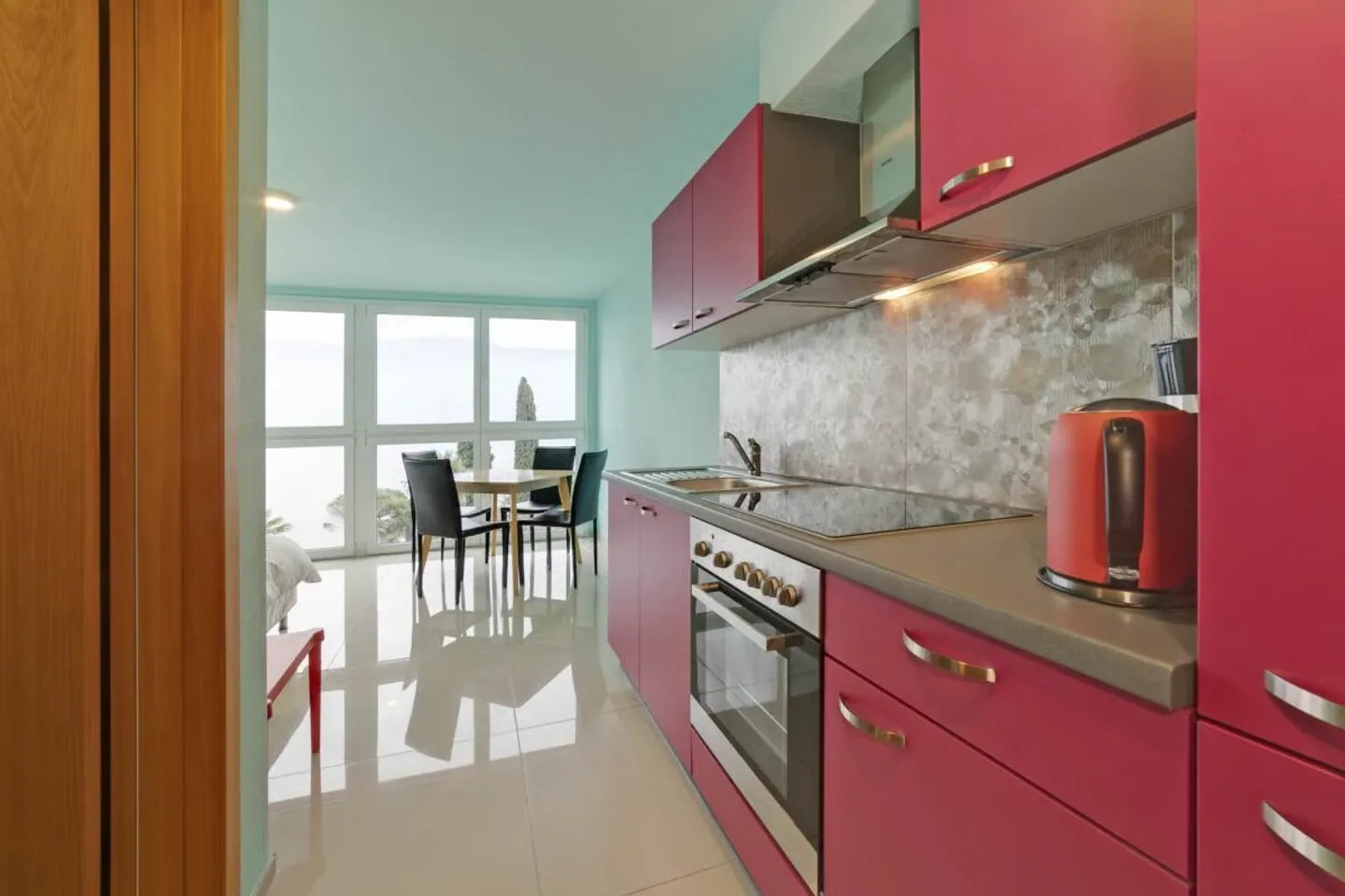 Exclusive property with 8 units and breathtaking views of Lake Maggiore - Brissago - Photo 18 of 34
