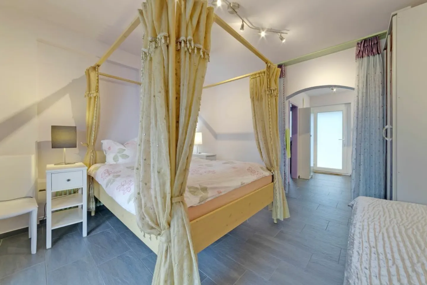 Exclusive property with 8 units and breathtaking views of Lake Maggiore - Brissago - Photo 31 of 34