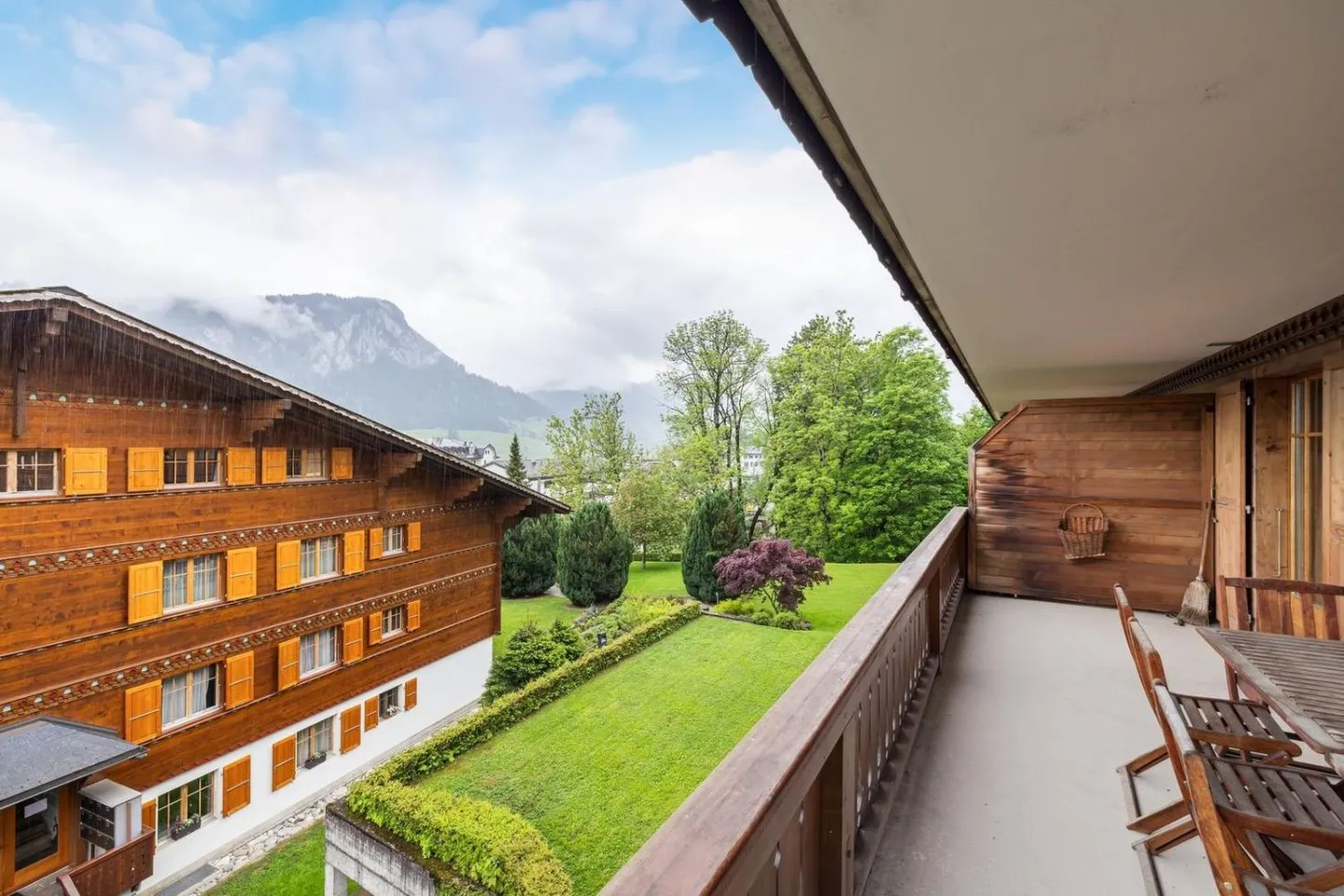 Appartamento incantevole, 3 camere da letto con vista sulle montagne - Foto 2 di 11