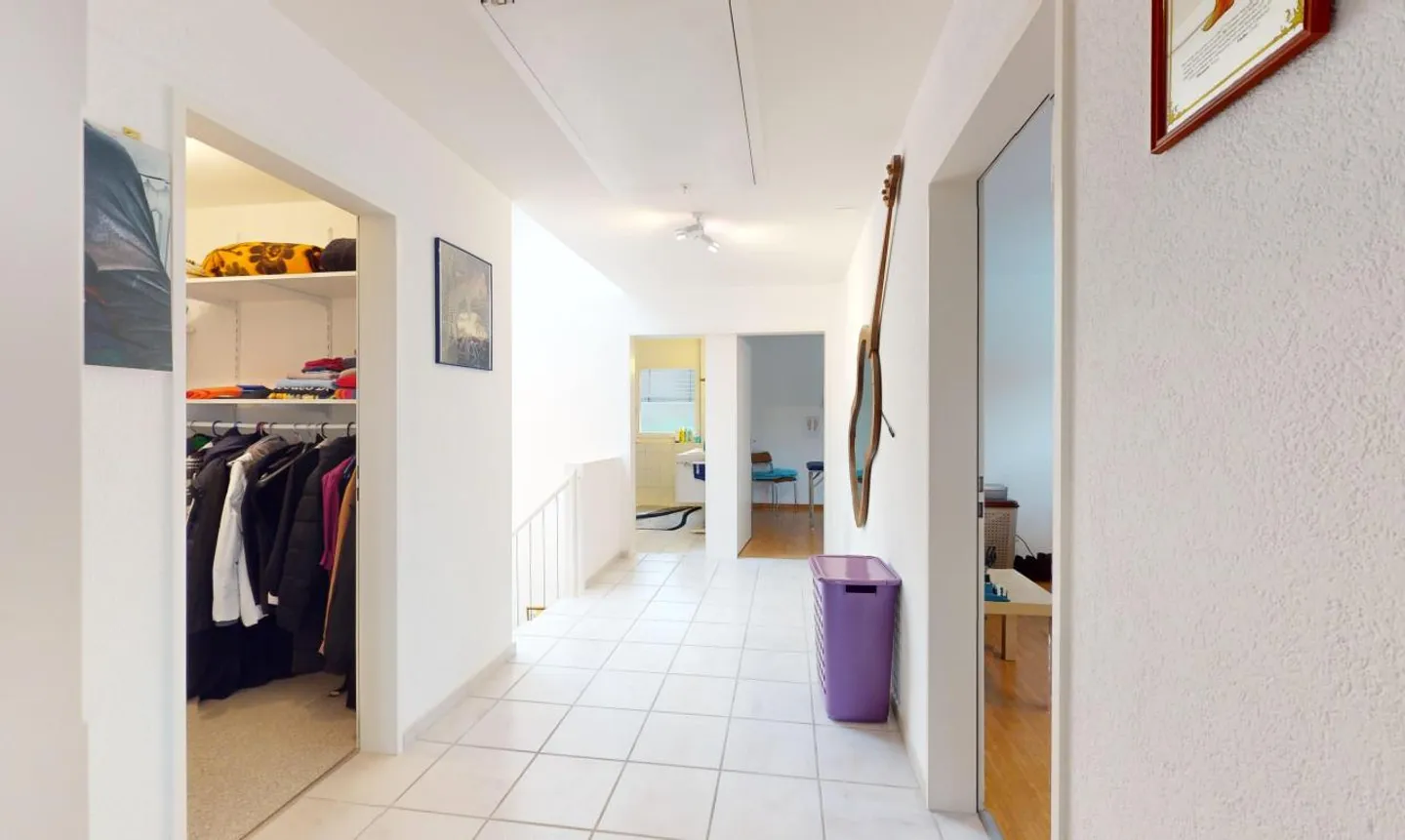 Casa bifamiliare spaziosa di 6,5 stanze - Foto 5 di 13