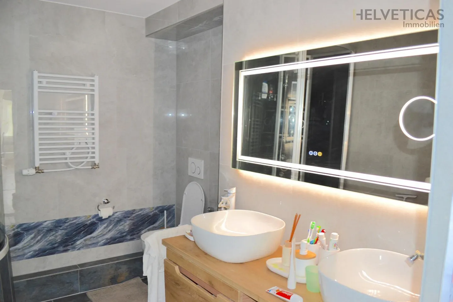 Exclusive penthouse apartment with panoramic view - Photo 10 of 15