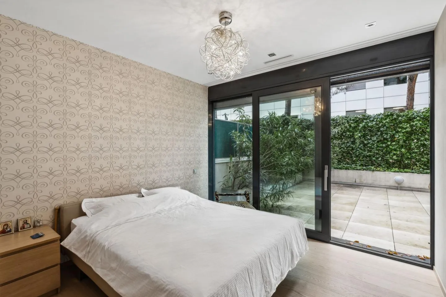Magnificent 4-room apartment with terrace - Photo 8 of 13