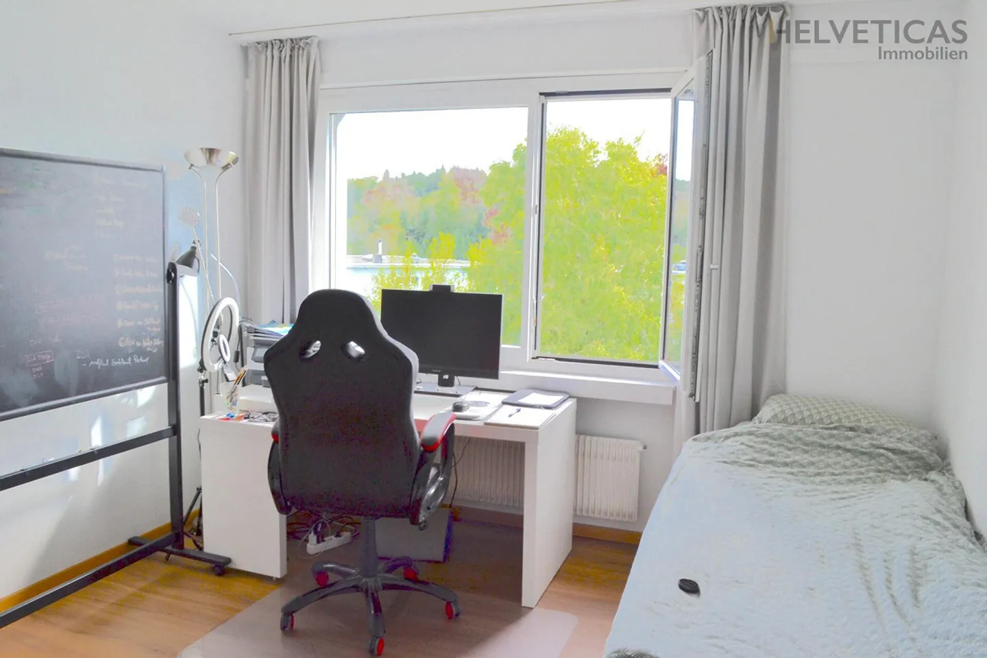 Exclusive penthouse apartment with panoramic view - Photo 12 of 15