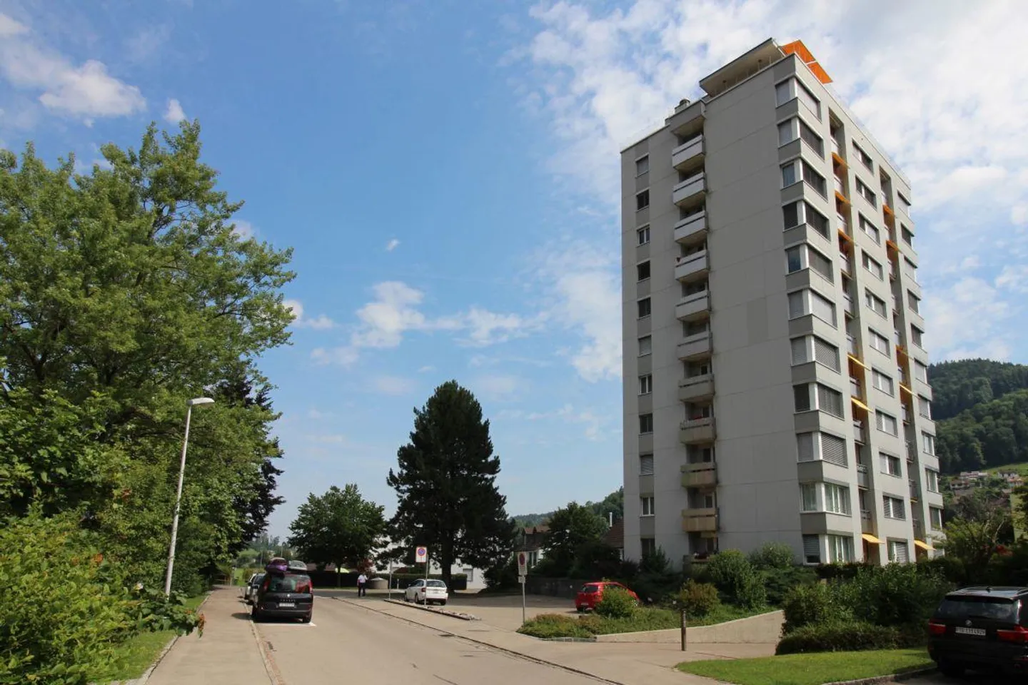 Parking space for rent - Photo 2 of 2