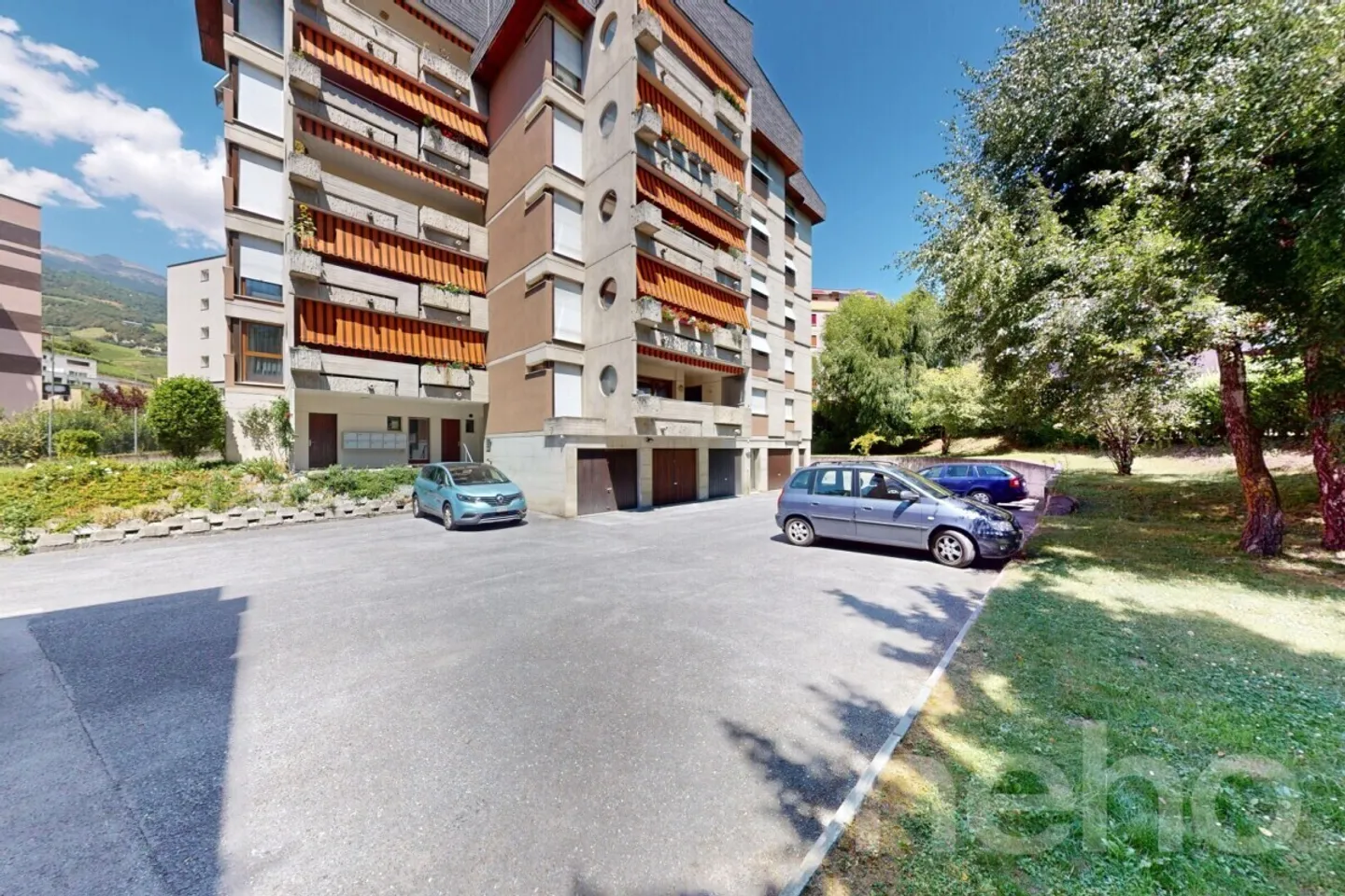 Ampio appartamento 4.5 locali a Sierre? Ultimo piano - Foto 2 di 12