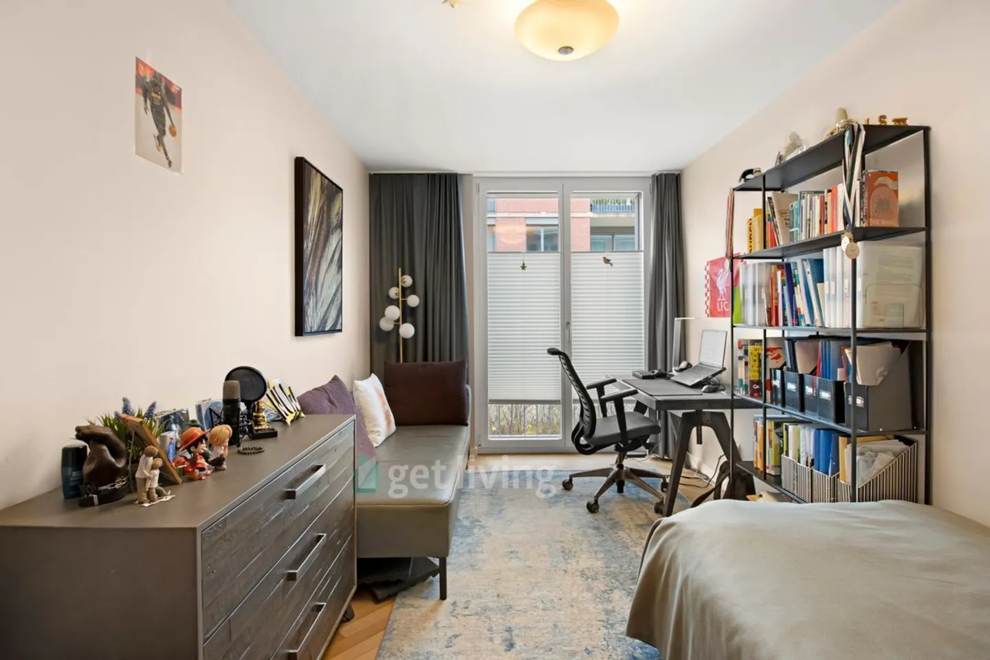 FAMILYFRIENDLY IN A PRIME LOCATION WITH LAKE VIEW - Photo 12 of 13