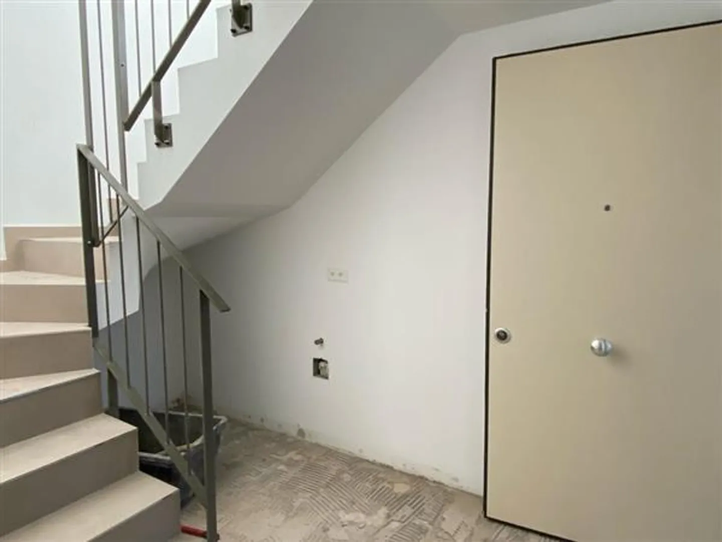 Gentilino: Duplex Apartment 3.5 Rooms - Photo 4 of 12