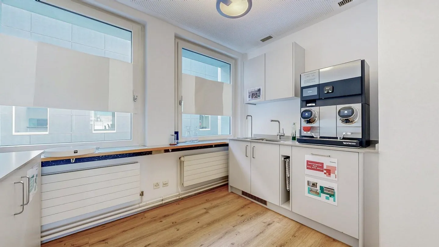Espace de bureau moderne à Zurich-Ouest d'environ 1 070 m² avec ... - Photo 11 sur 12