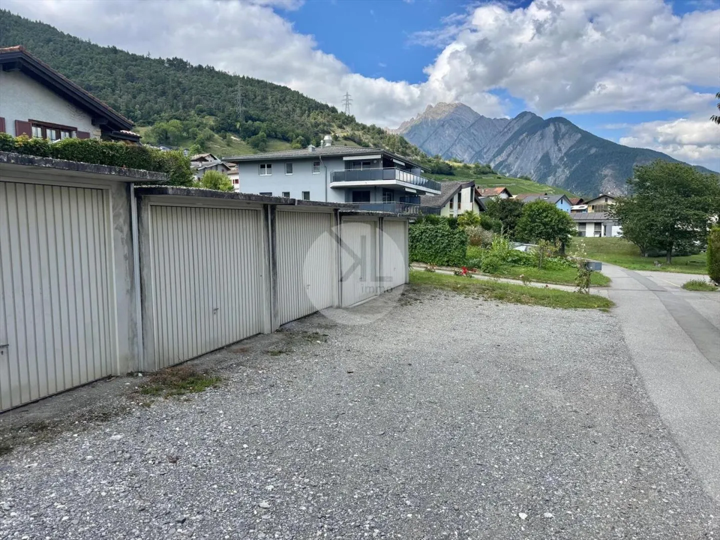 Individual garage in Erde - Photo 1 of 1
