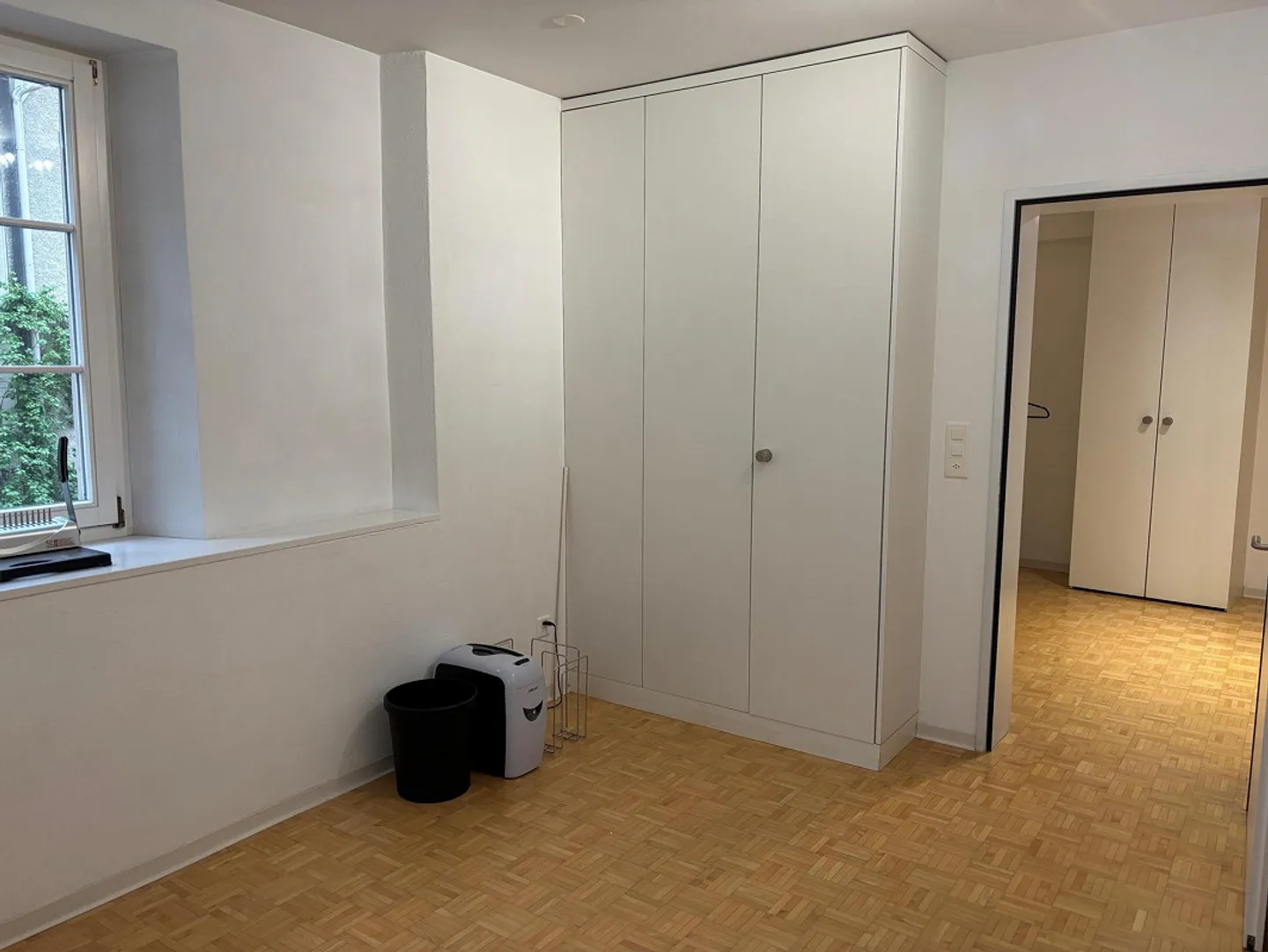 Attractive office space for rent in the old town of Chur - Photo 4 of 7
