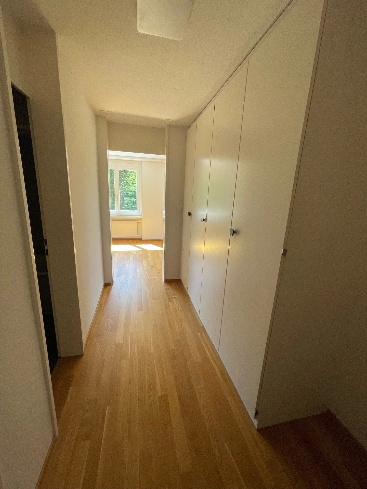 Charming 1.5-room apartment in the heart of Emmenbrücke - Photo 3 of 10