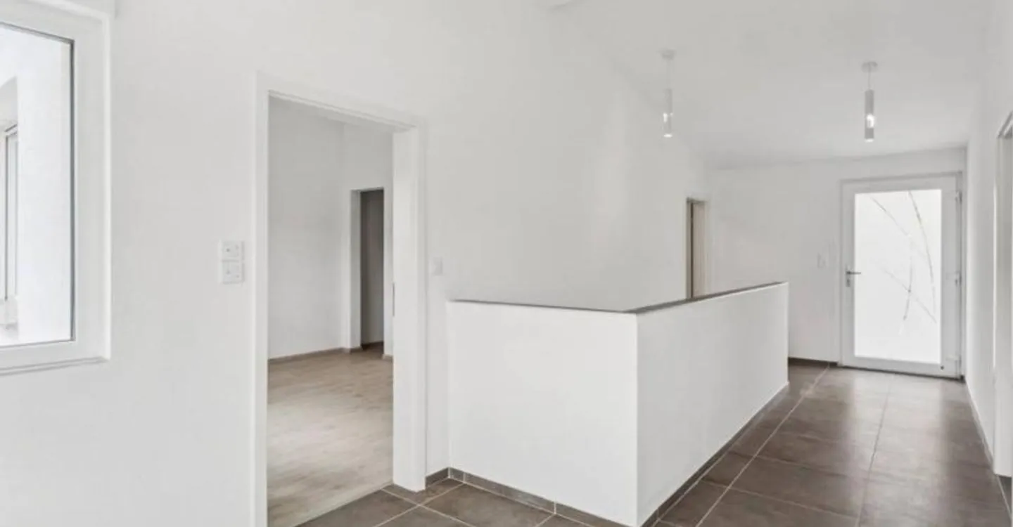 Accessible Excellence: Your New Villa from CHF 800.- per month - Photo 10 of 12