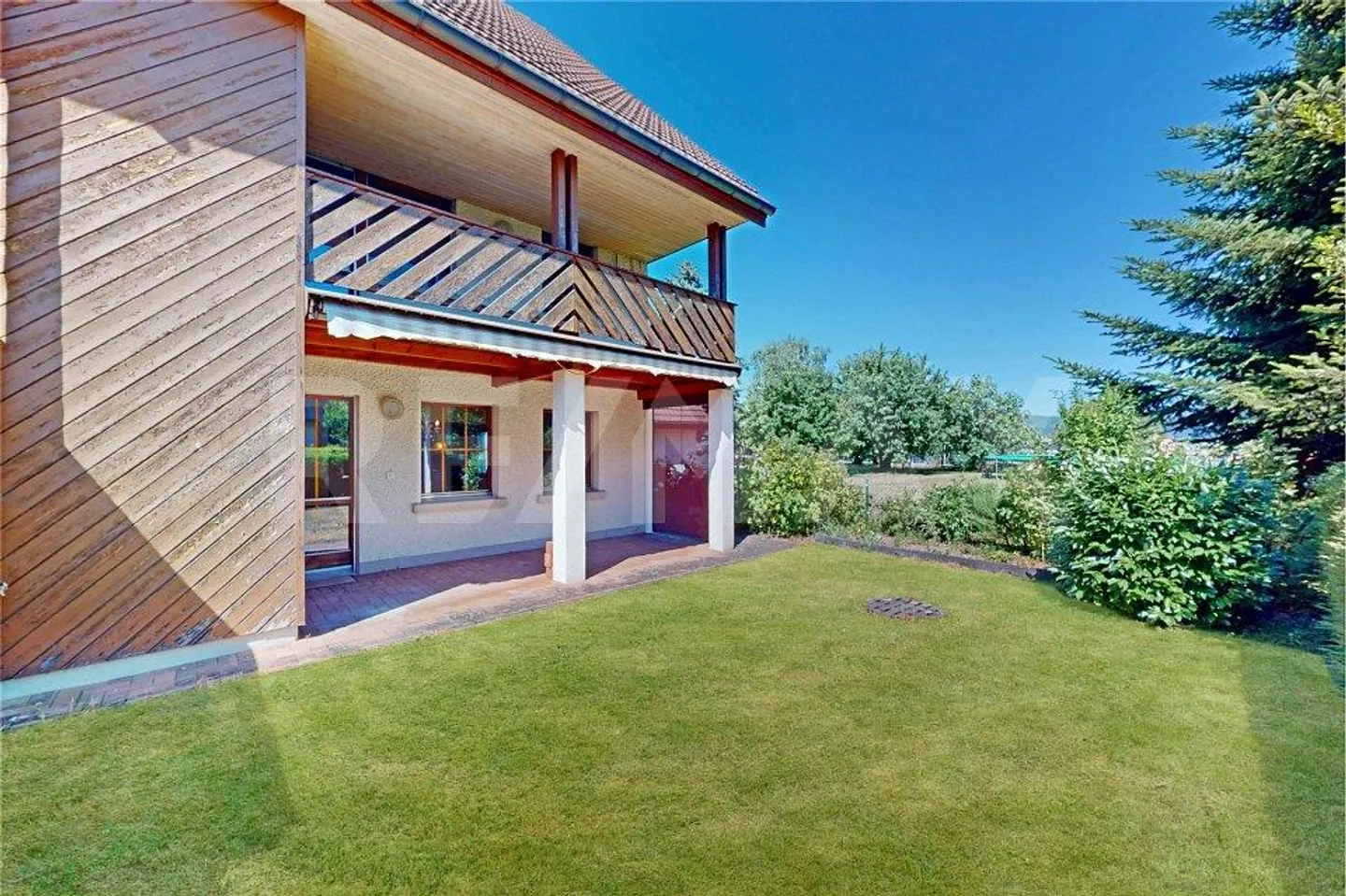 Now NEW with its own plot and 3 to 4 private parking spaces. - Photo 5 of 13