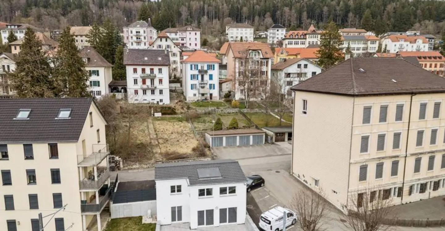 Accessible Excellence: Your New Villa from CHF 800.- per month - Photo 3 of 12